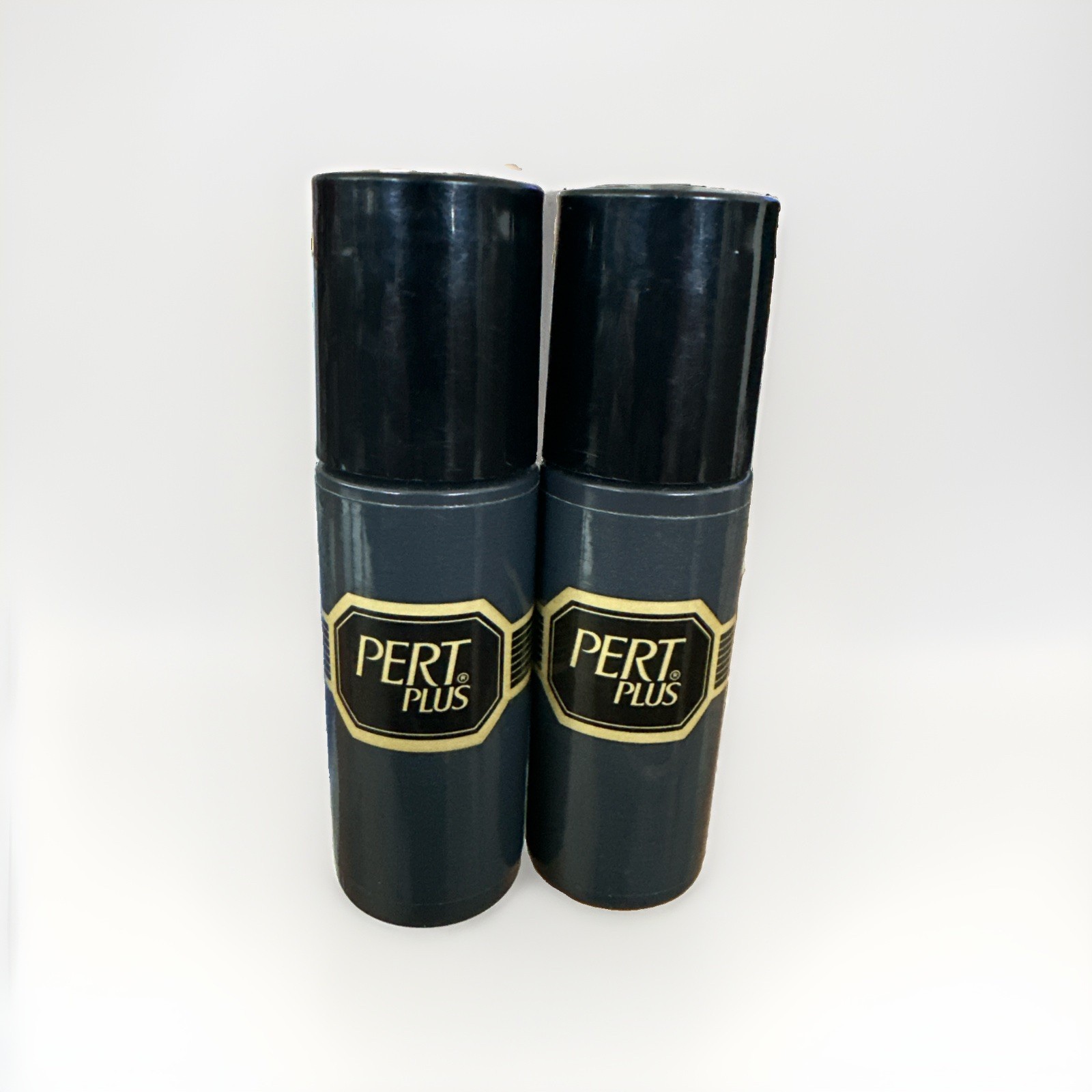 Vintage 1986 PERT PLUS 2 In 1 Shampoo / Conditioner Travel Size 1 oz. Lot Of Two Vintage 1986 PERT PLUS 2 In 1 Shampoo / Conditioner Travel Size 1 oz. Lot Of Two