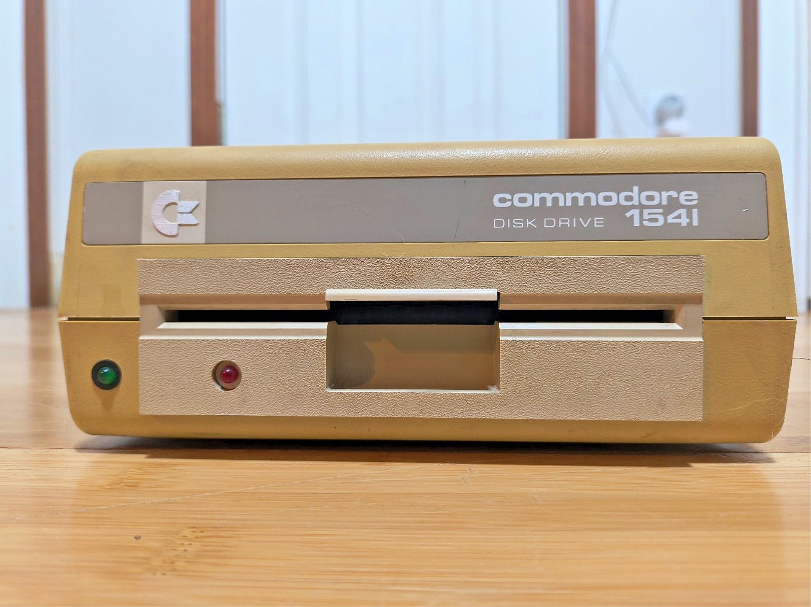Partial Working/Nonworking Commodore 1541 5.25\ Partial Working/Nonworking Commodore 1541 5.25\