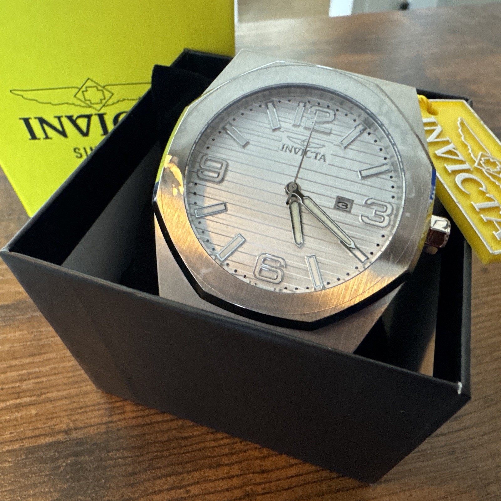 Invicta Huracan 45774 Men's 48mm Quartz Watch Silver Dial White Strap Box Tags Invicta Huracan 45774 Men's 48mm Quartz Watch Silver Dial White Strap Box Tags