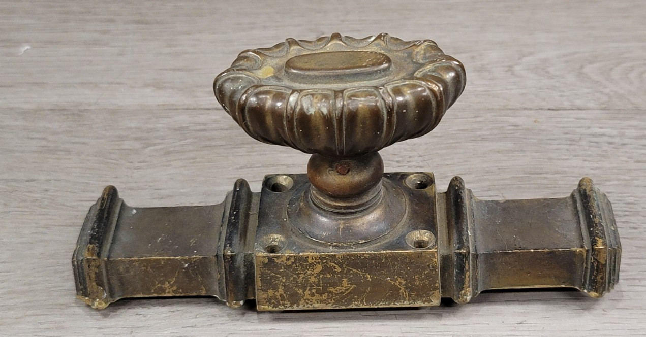 Antique Cremone Bolt Window Latch Lock Espagnolette Handle French Cast Bronze Antique Cremone Bolt Window Latch Lock Espagnolette Handle French Cast Bronze
