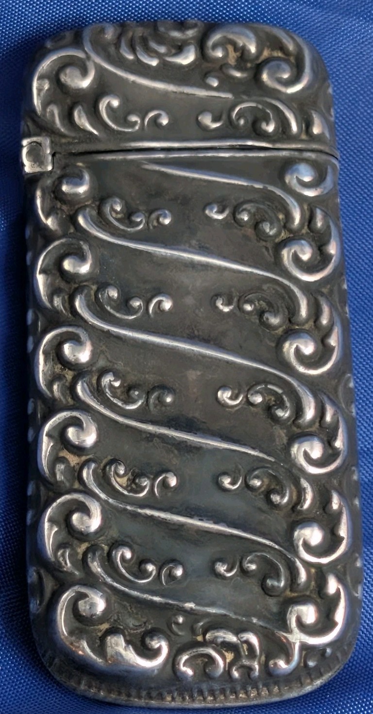 ORNATE FANCY WHITING & DAVIS STERLING SILVER VESTA MATCH SAFE HOLDER Antique Vtg