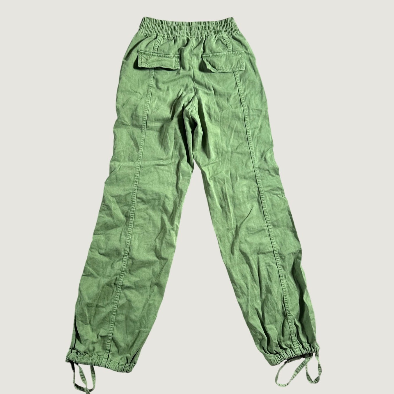 Bershka Chunky Cargo Pants Green High Waisted Utility Drawstring Hem XS Bershka Chunky Cargo Pants Green High Waisted Utility Drawstring Hem XS