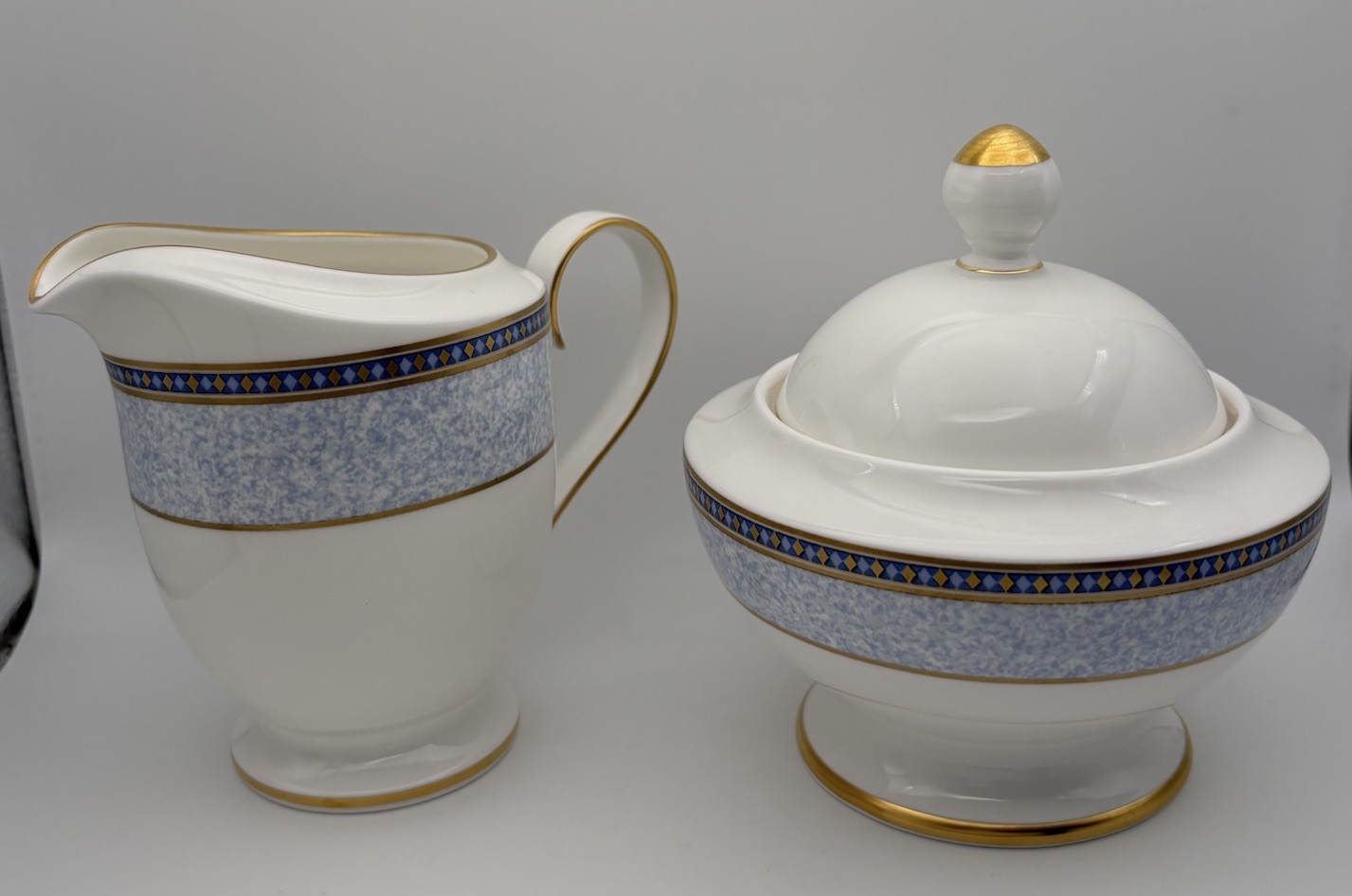 Villeroy & Boch Menton Creamer Sugar Bowl Set Blue Gold Trim Bone China Korea