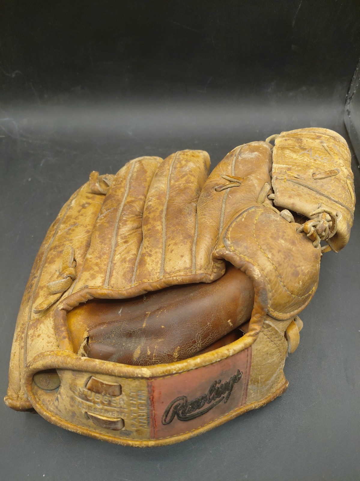 VINTAGE 1960S RAWLINGS EDDIE MATHEWS EM PERSONAL MODEL BASEBALL GLOVE RHT HOF