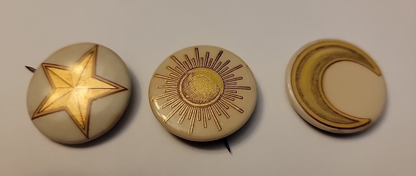 Antique United Society of Christianity Endeavor pin backs Set Of 3 Antique United Society of Christianity Endeavor pin backs Set Of 3