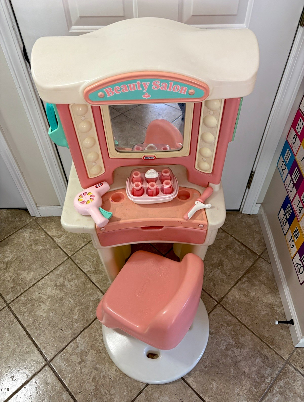 Little Tikes Child-Size Beauty Salon Vanity Set w/ Chair Accessories Pink/White Little Tikes Child-Size Beauty Salon Vanity Set w/ Chair Accessories Pink/White