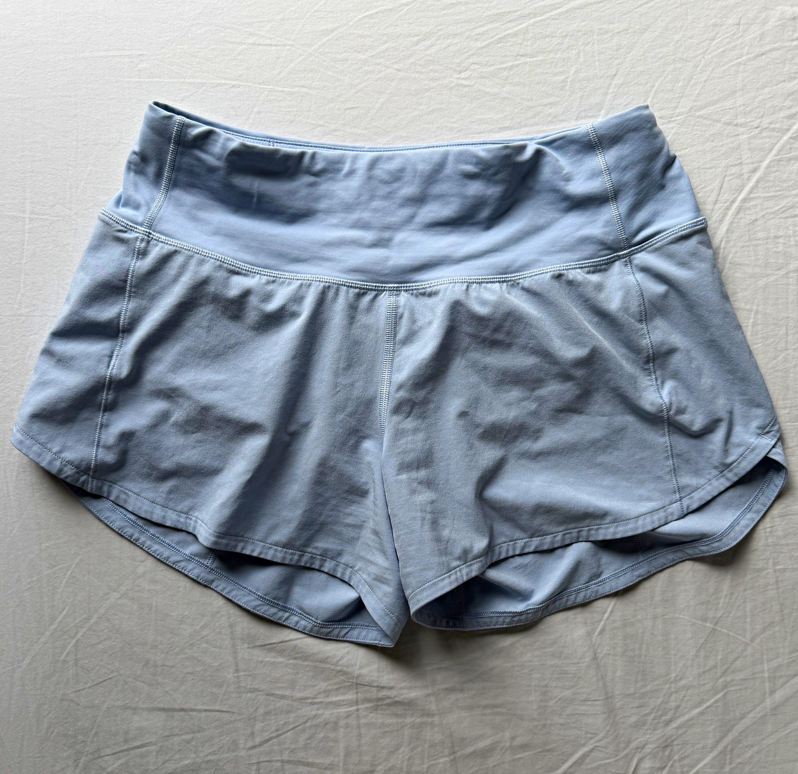 Lululemon Women’s Chambray Blue Speed Up High-Rise Short 4\ Lululemon Women’s Chambray Blue Speed Up High-Rise Short 4\