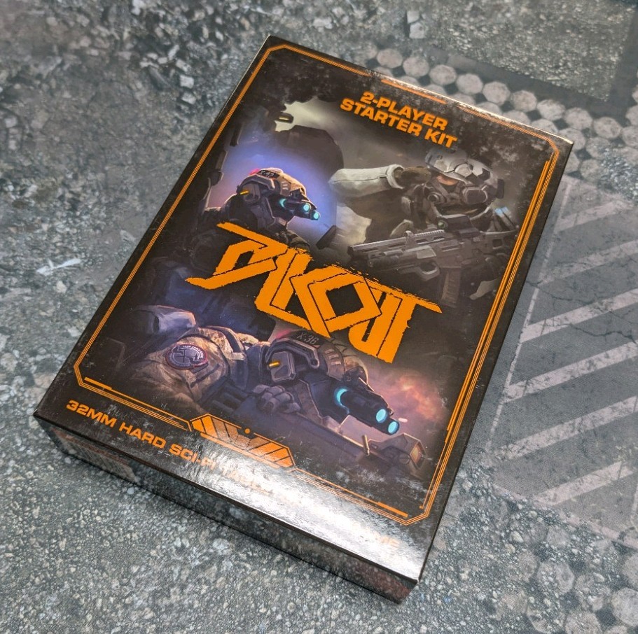 NEW BLKOUT 2 Player Starter Set NEW BLKOUT 2 Player Starter Set