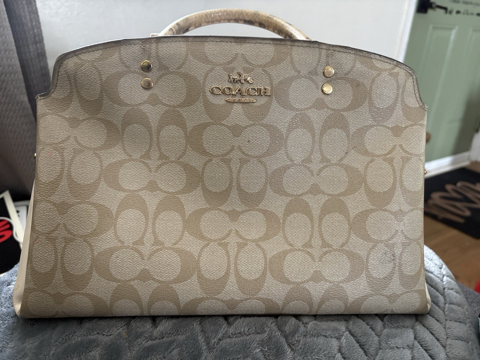 Coach Signature Monogram Satchel Top Handle Detachable Strap Zip Medium Beige Coach Signature Monogram Satchel Top Handle Detachable Strap Zip Medium Beige