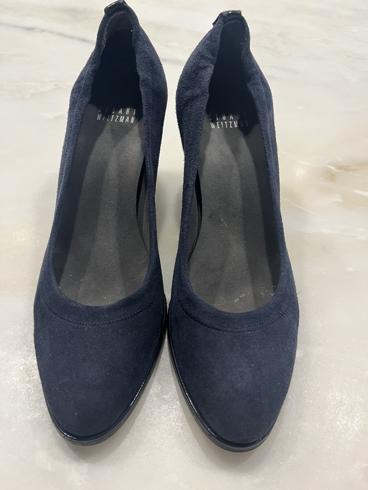 Stuart Weitzman Navy Blue Suede Round Toe Block Heel Comfort Pumps Size 7.5 M Stuart Weitzman Navy Blue Suede Round Toe Block Heel Comfort Pumps Size 7.5 M