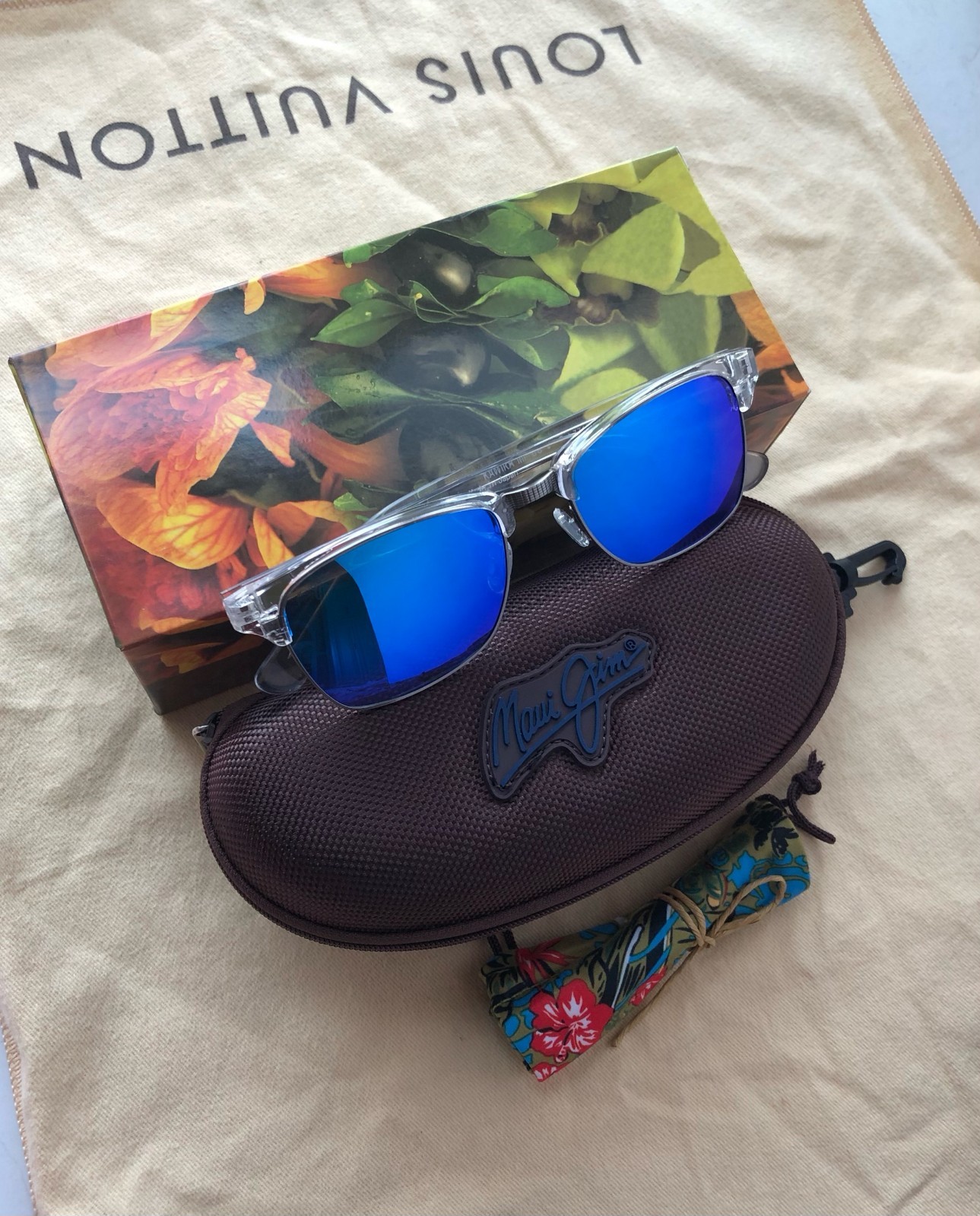 Maui Jim Kawika Polarized Sunglasses B257-05CR Crystal/Blue Hawaii Glass Maui Jim Kawika Polarized Sunglasses B257-05CR Crystal/Blue Hawaii Glass