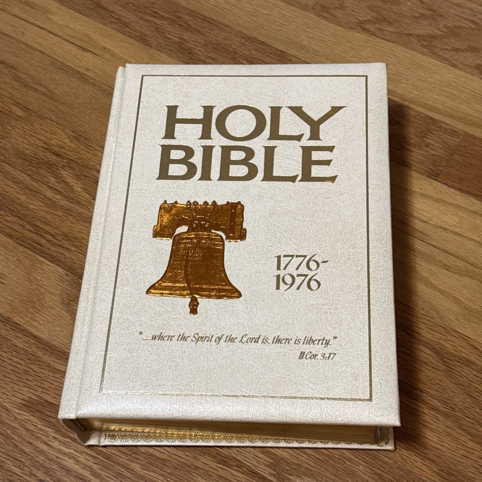 Holy Bible American Bicentennial Edition 1776-1976 KJV Red Letter Illustrated Holy Bible American Bicentennial Edition 1776-1976 KJV Red Letter Illustrated