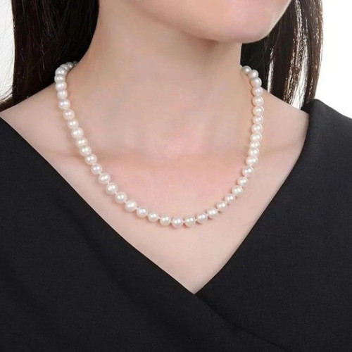 Natural White 8mm Freshwater Pearl Necklace 17\'\' Gold Clasp