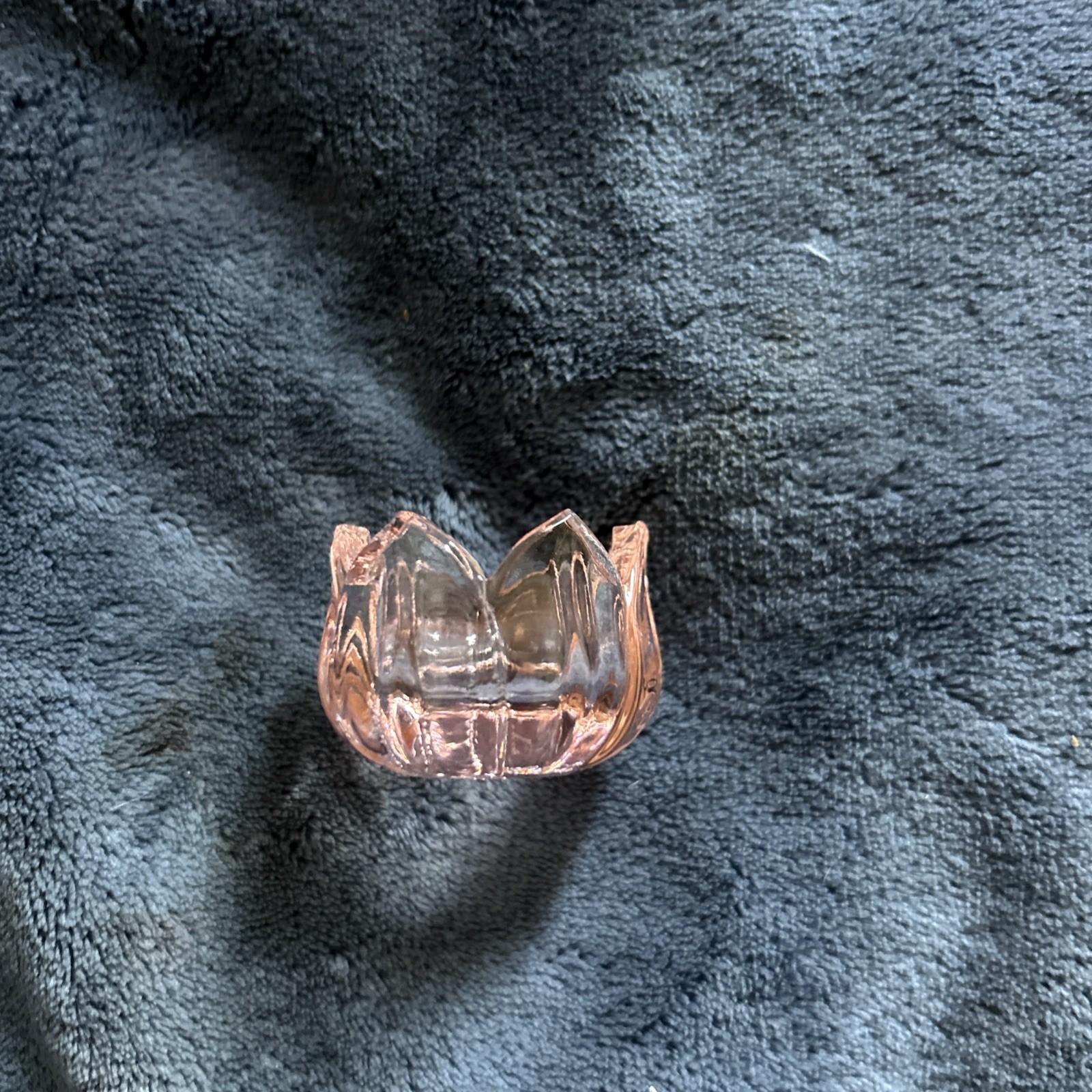 WESTMORELAND GLASS CO. LOTUS PINK 1-1/2\ WESTMORELAND GLASS CO. LOTUS PINK 1-1/2\