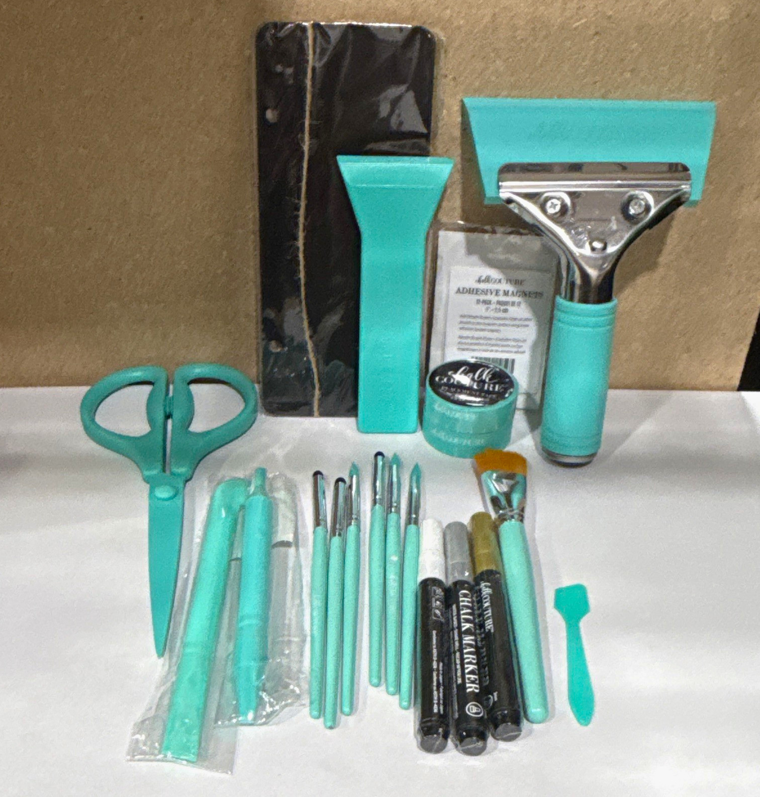 Chalk Couture Tools Lot Squeegee Tape Magnets Pens w/ bag 90% new MPN T2031104