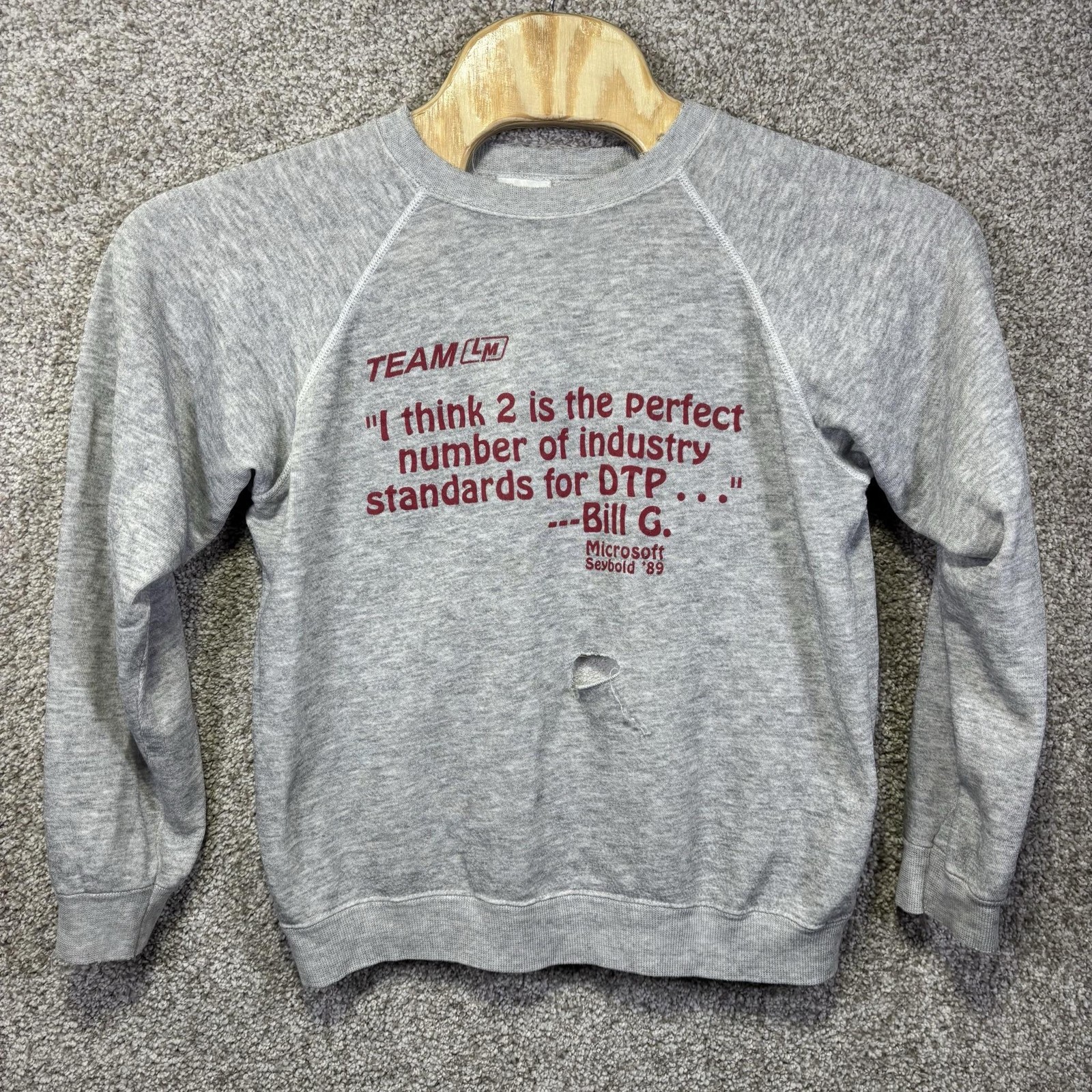 Vintage 1989 Microsoft Bill Gates Font Wars Crewneck Mens Medium Tech Computer Vintage 1989 Microsoft Bill Gates Font Wars Crewneck Mens Medium Tech Computer