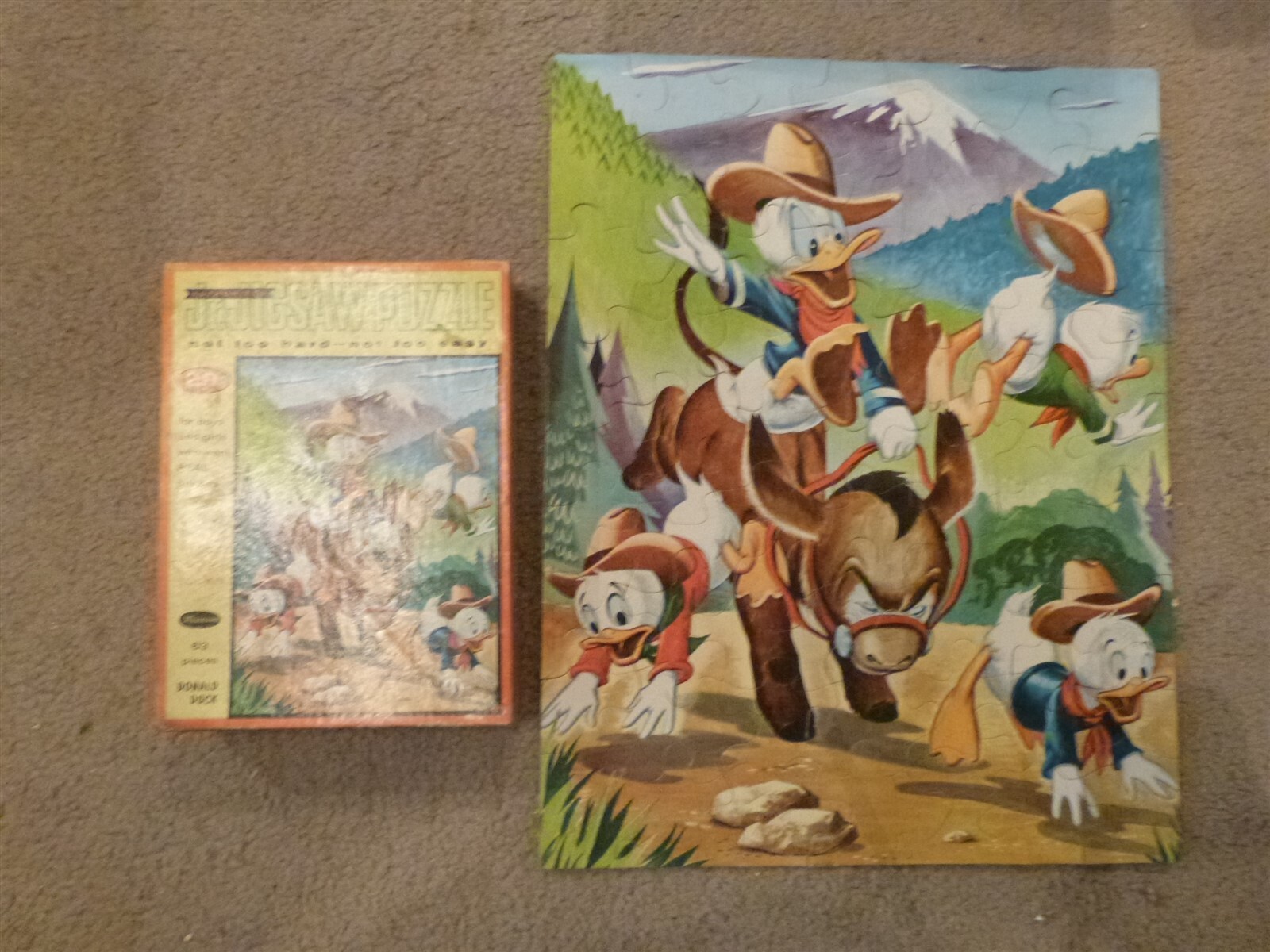 VINTAGE 19602 Disney Jr. Jigsaw 63 Piece Puzzle Cowboy Donald Duck Whitman S.301
