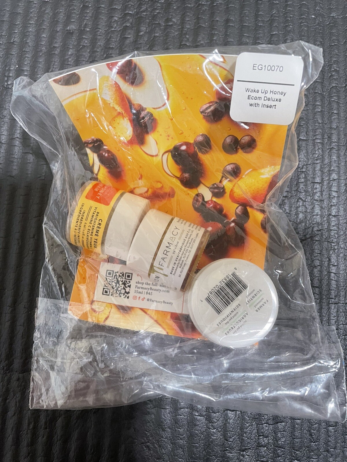 Farmacy Wake Up Honey Ecom Deluxe Set Farmacy Wake Up Honey Ecom Deluxe Set