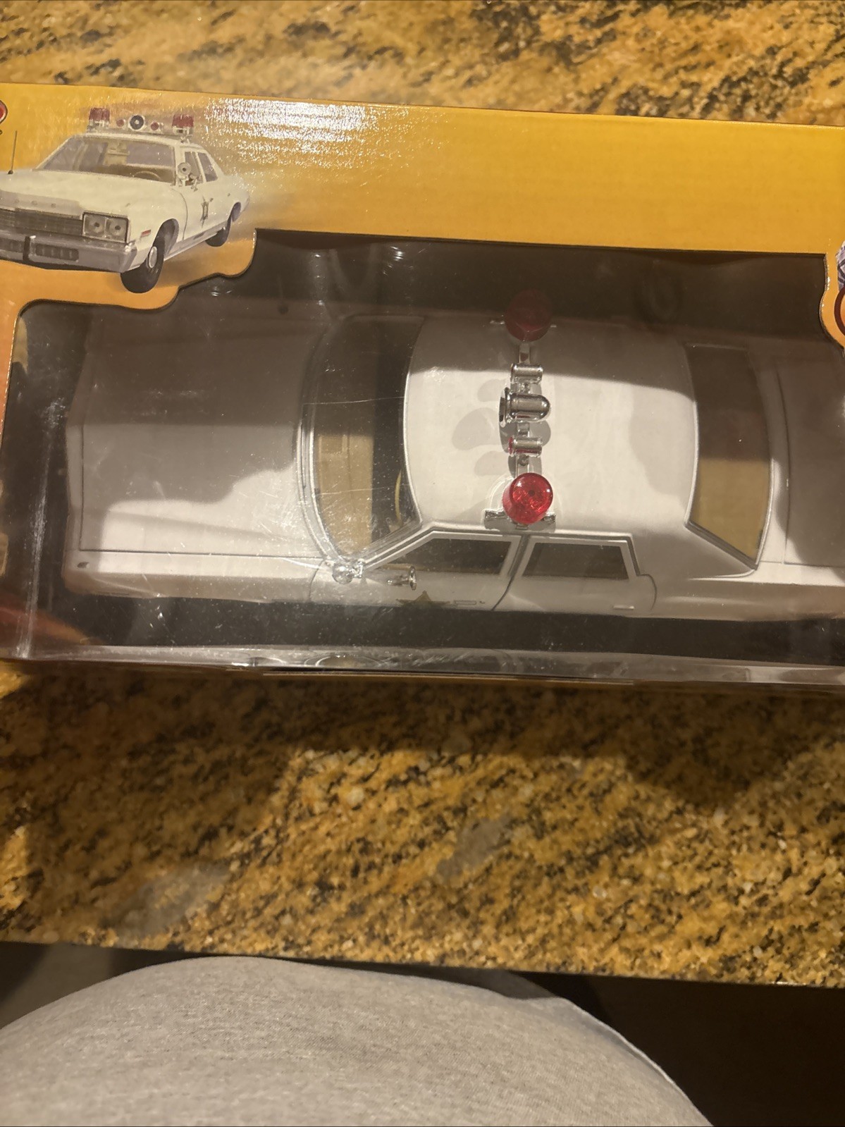 1:18 RC Brands Joy Ride Ertl Dukes of Hazzard 1974 Dodge Monaco Roscoe\'s Cruiser 1:18 RC Brands Joy Ride Ertl Dukes of Hazzard 1974 Dodge Monaco Roscoe\'s Cruiser