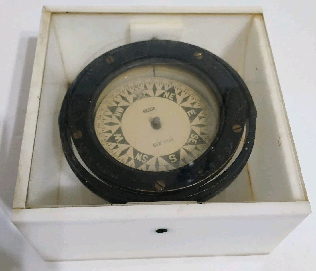 Antique E.S.Ritchie & Sons Boston Nautical Marine Compass Negus Antique E.S.Ritchie & Sons Boston Nautical Marine Compass Negus