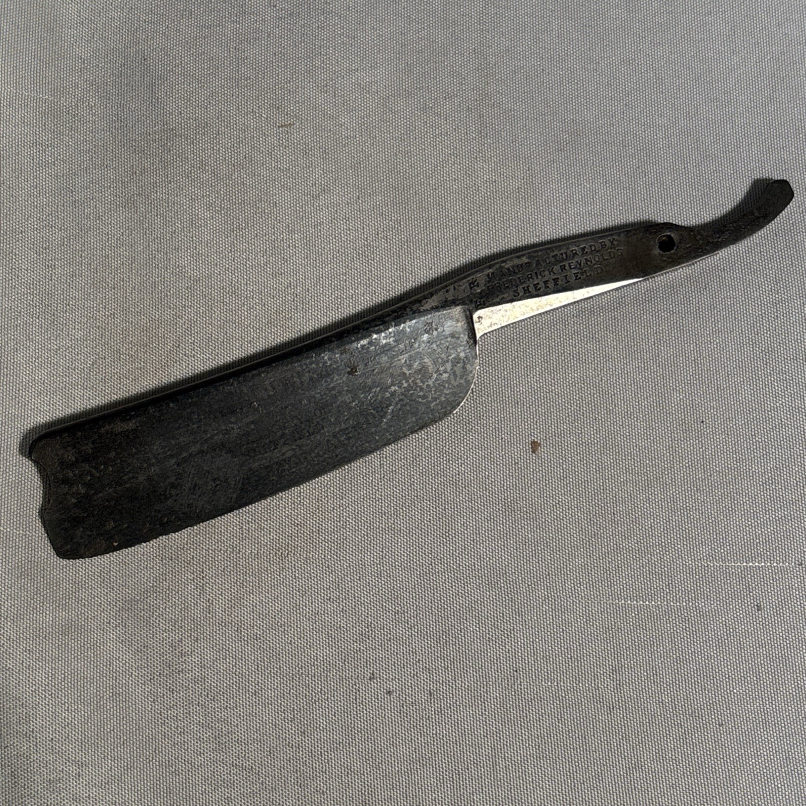 Vintage Frederick Reynolds Sheffield Straight Razor 13/16 Vintage Frederick Reynolds Sheffield Straight Razor 13/16