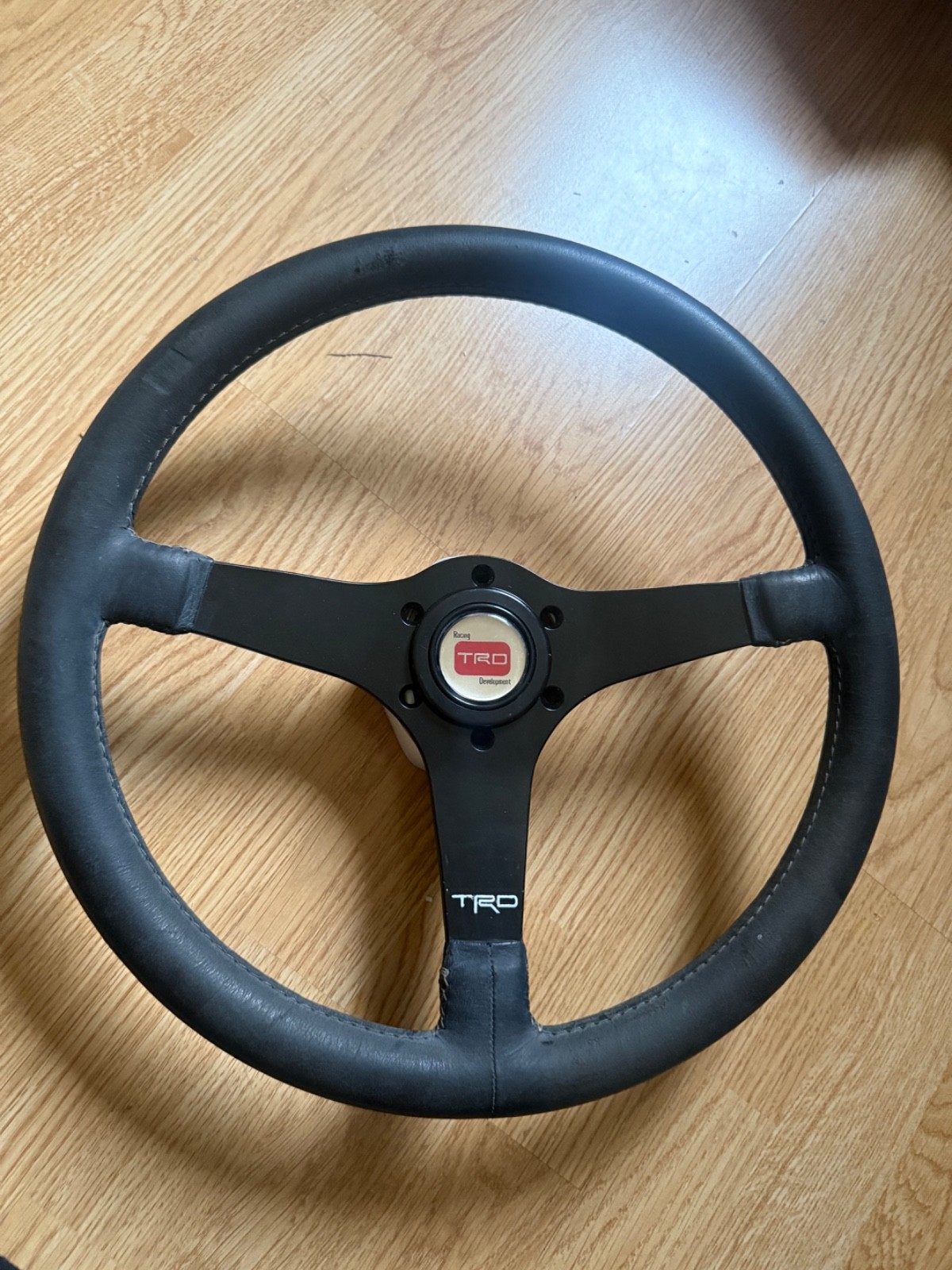 TRD STEERING WHEEL HORN 80s Rare Ae86 Tom’s Toms Nardi Momo Levin Rare Jdm 4A TRD STEERING WHEEL HORN 80s Rare Ae86 Tom’s Toms Nardi Momo Levin Rare Jdm 4A