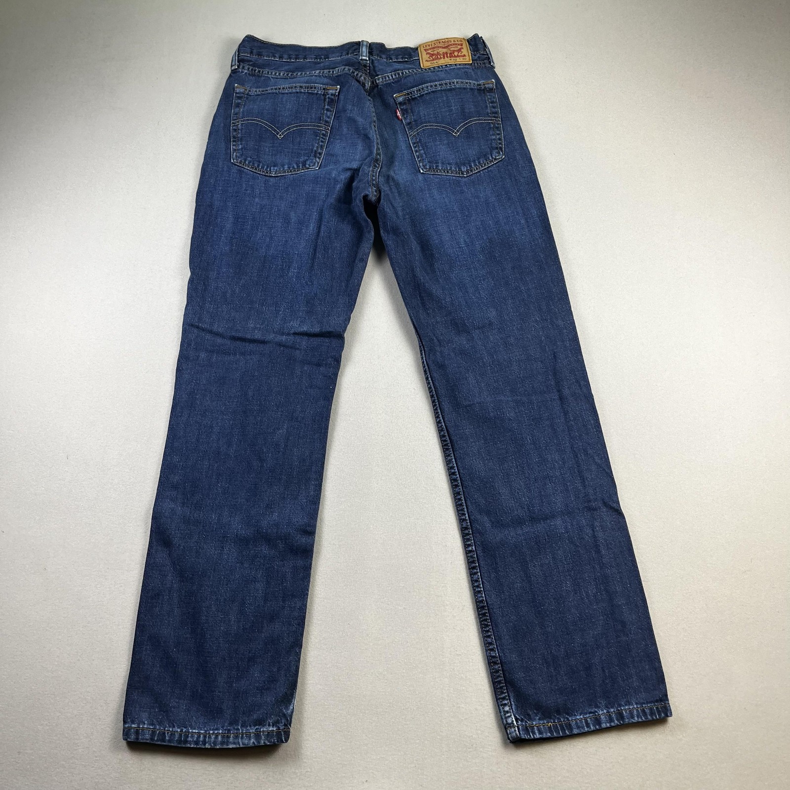 Levis 514 Jeans Mens 32x30 Blue Denim Straight Fit Medium Wash Red Tab Cotton Levis 514 Jeans Mens 32x30 Blue Denim Straight Fit Medium Wash Red Tab Cotton
