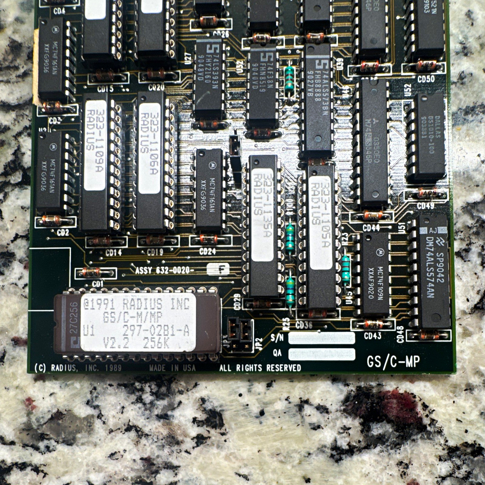 Vintage Radius GS/C-MP NuBus Video Card for Apple Macintosh II / Quadra Vintage Radius GS/C-MP NuBus Video Card for Apple Macintosh II / Quadra