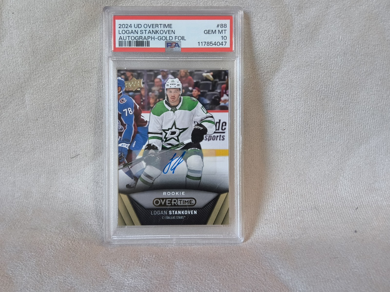 2024-25 UD Overtime Logan Stankoven Autograph Gold Foil PSA 10