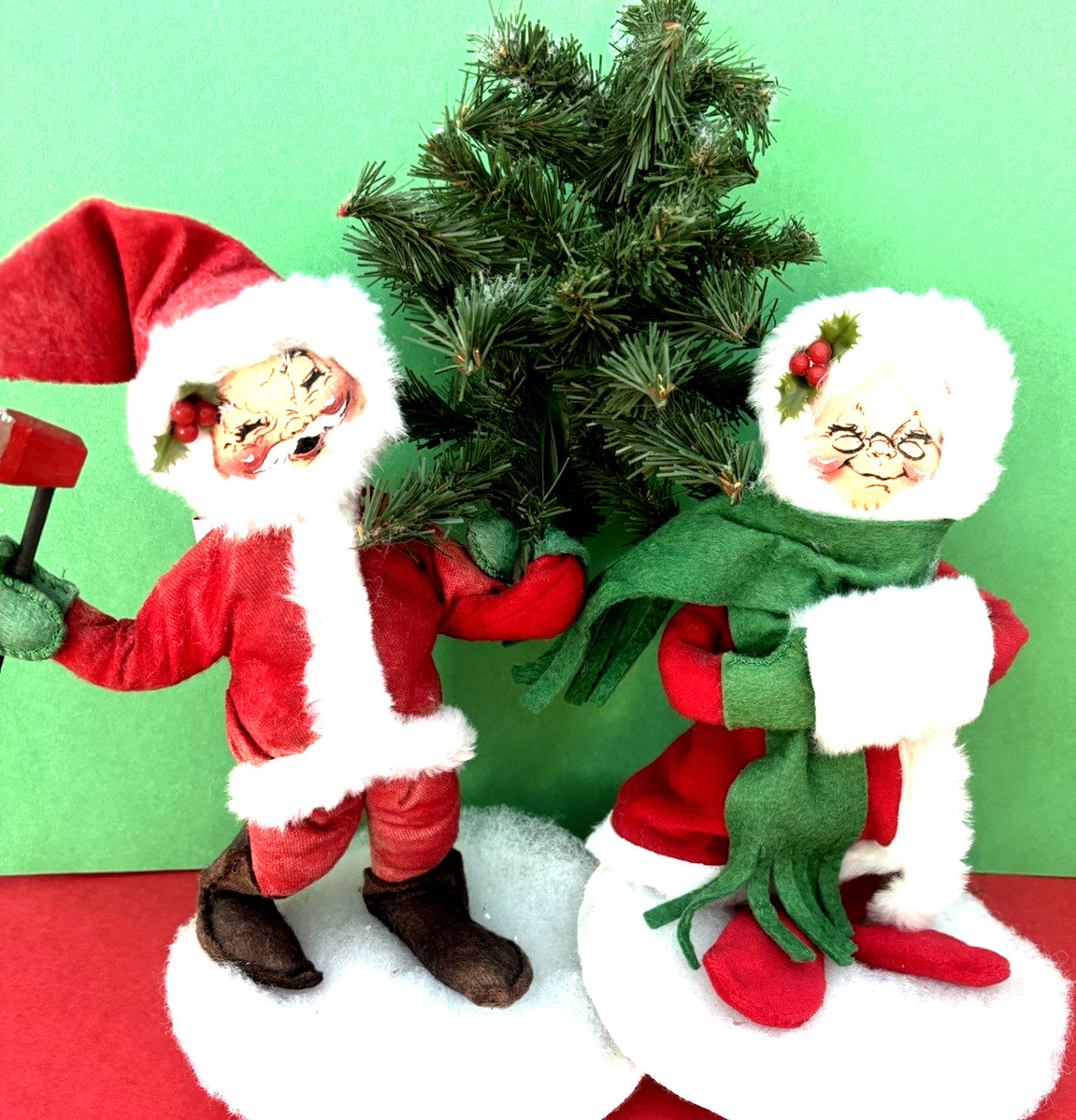 VTG LOT 1992 Annalee 2 Christmas Dolls Santa & Ms Claus 9\ VTG LOT 1992 Annalee 2 Christmas Dolls Santa & Ms Claus 9\