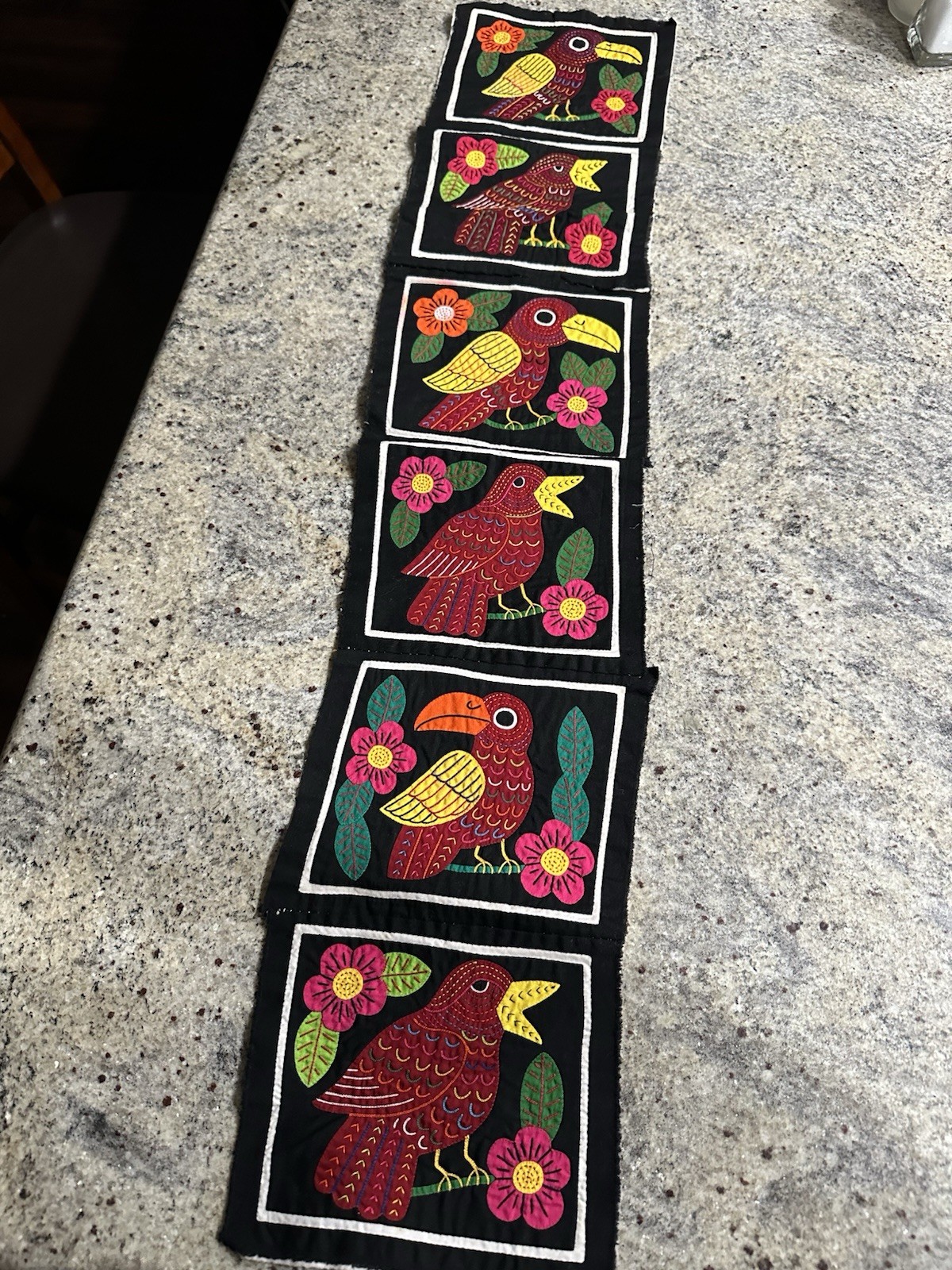 Vintage Authentic Panama Kuna/Guna Mola Folk Art Textile Applique Vintage Authentic Panama Kuna/Guna Mola Folk Art Textile Applique