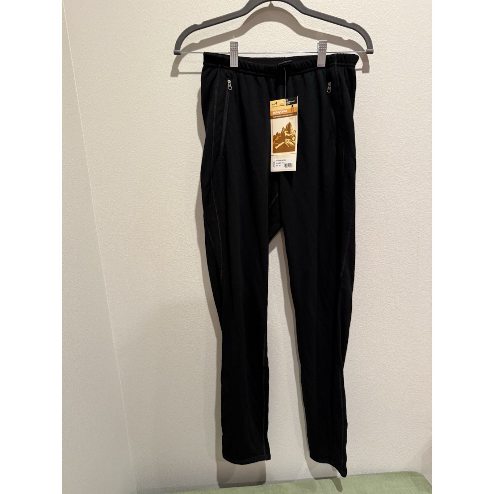 NOS Patagonia Wool 4 Pants 100% Merino Wool Black Zip Pockets HTF M NOS Patagonia Wool 4 Pants 100% Merino Wool Black Zip Pockets HTF M