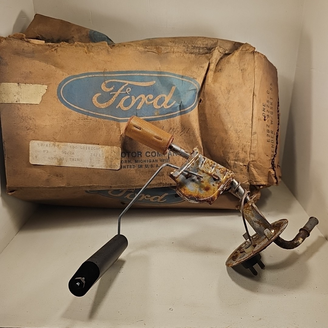 VINTAGE NEW GENUINE OEM Ford E2BZ-9275-C Fuel Level Sender 1984-86 LTD VINTAGE NEW GENUINE OEM Ford E2BZ-9275-C Fuel Level Sender 1984-86 LTD