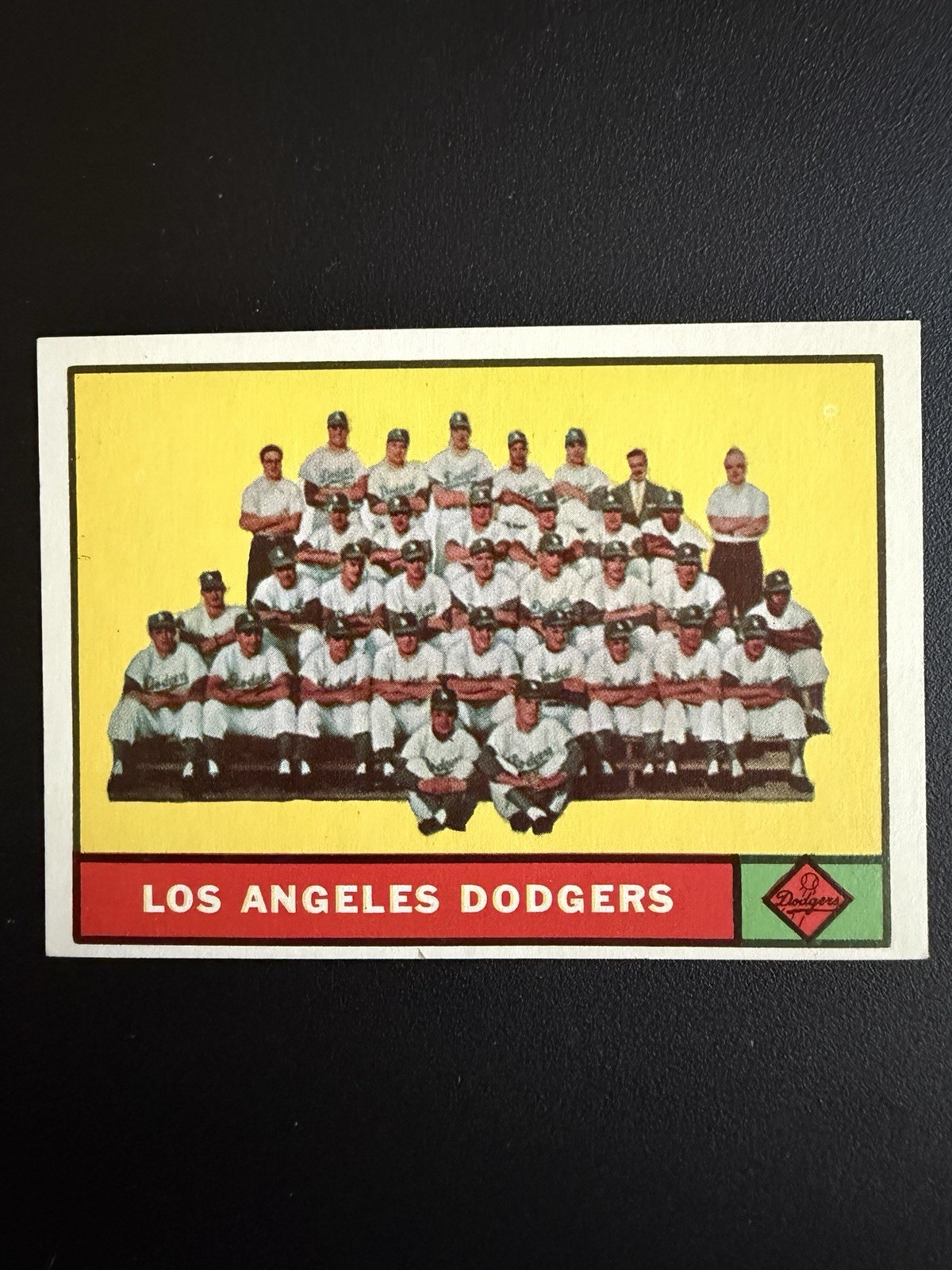 1961 Topps - Los Angeles Dodgers #86 1961 Topps - Los Angeles Dodgers #86