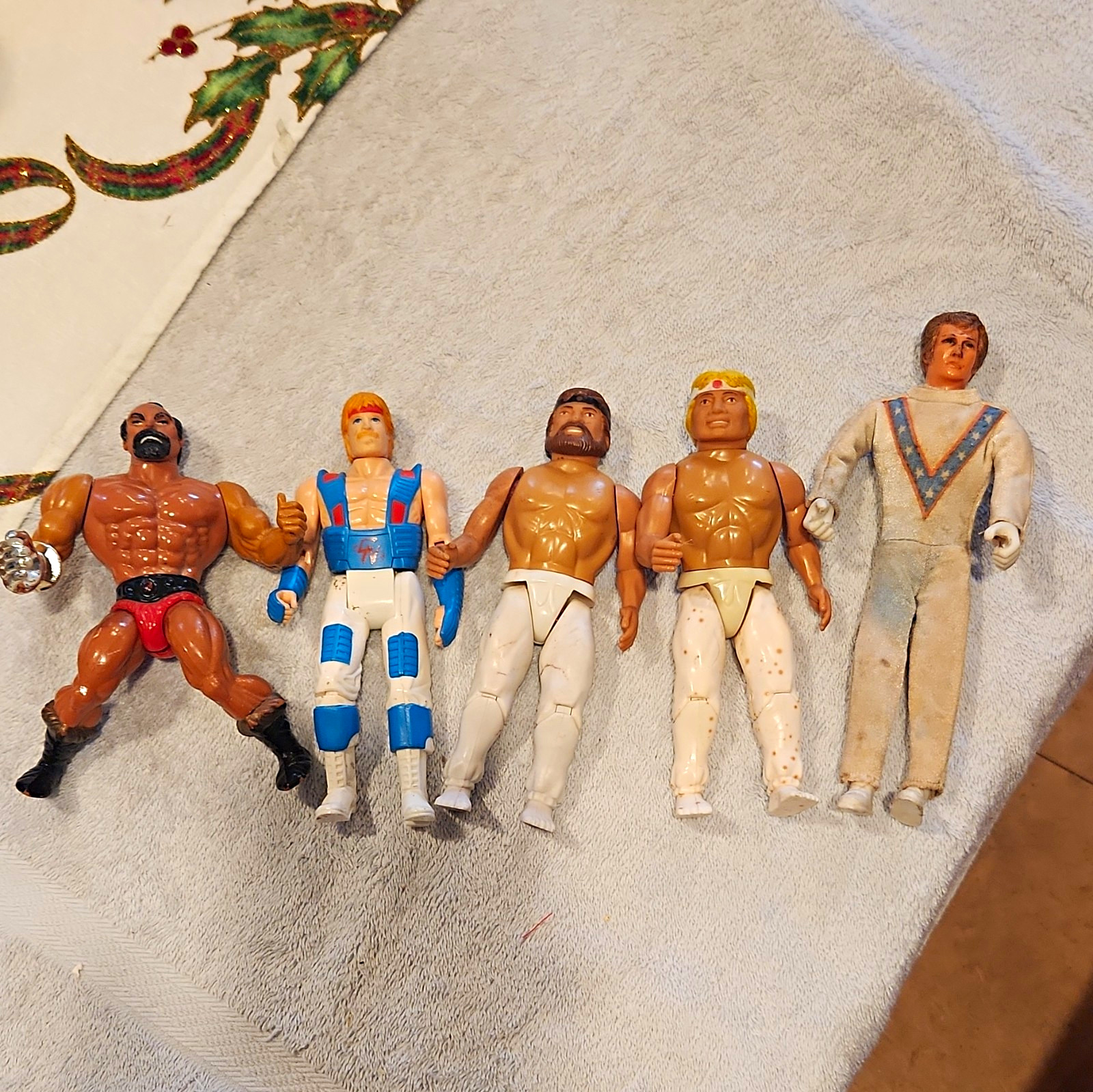 vintage 1970's-1980's action figure lot of 5 figures chuck Norris, Evel knievel