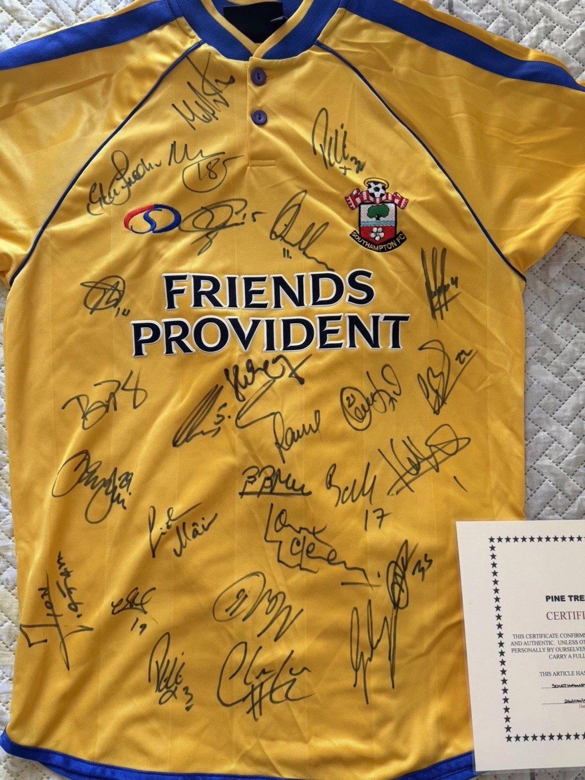 Southampton FC 2002-03 Team Auto Soccer Jersey English Championship League w/COA