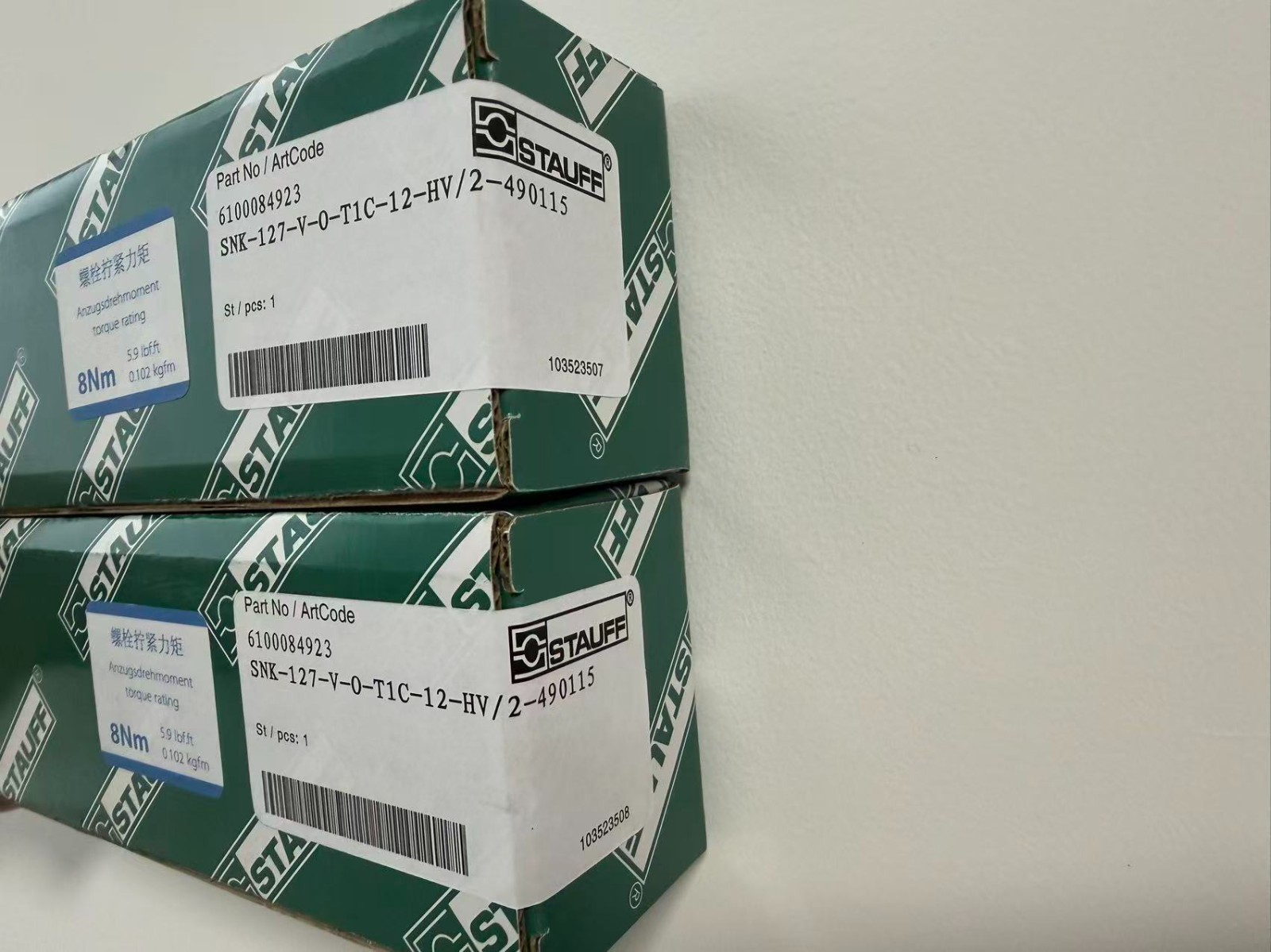1pcs New STAUFF Flowmeter SNK‑127‑V‑0‑TIC‑12‑HV/2‑490115 Fast delivery 1pcs New STAUFF Flowmeter SNK‑127‑V‑0‑TIC‑12‑HV/2‑490115 Fast delivery