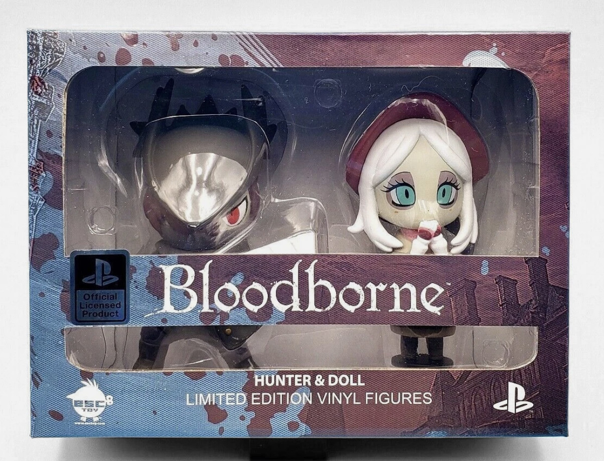 Bloodborne Hunter and Doll Vinyl Figure Statue Set Official LIMITED SALE