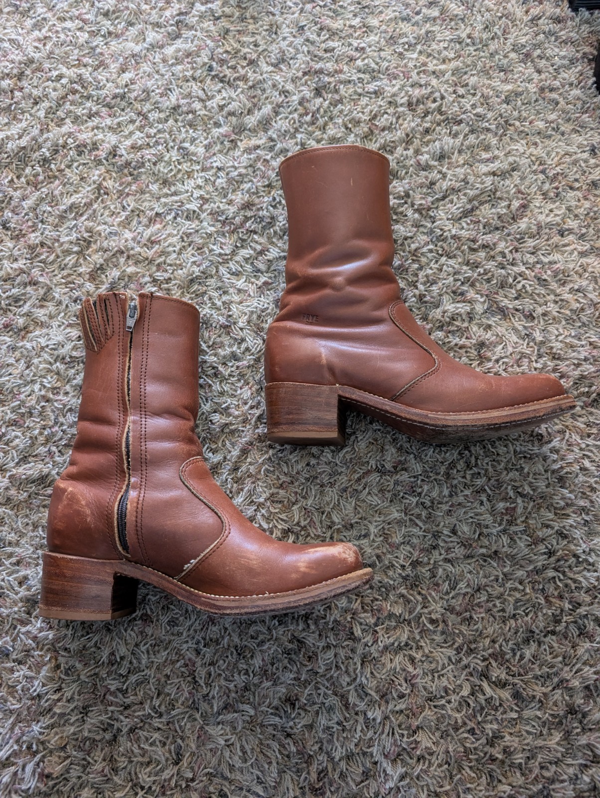 Vintage 8D Frye Low Mid Calf Leather Zip Campus B Vintage 8D Frye Low Mid Calf Leather Zip Campus B