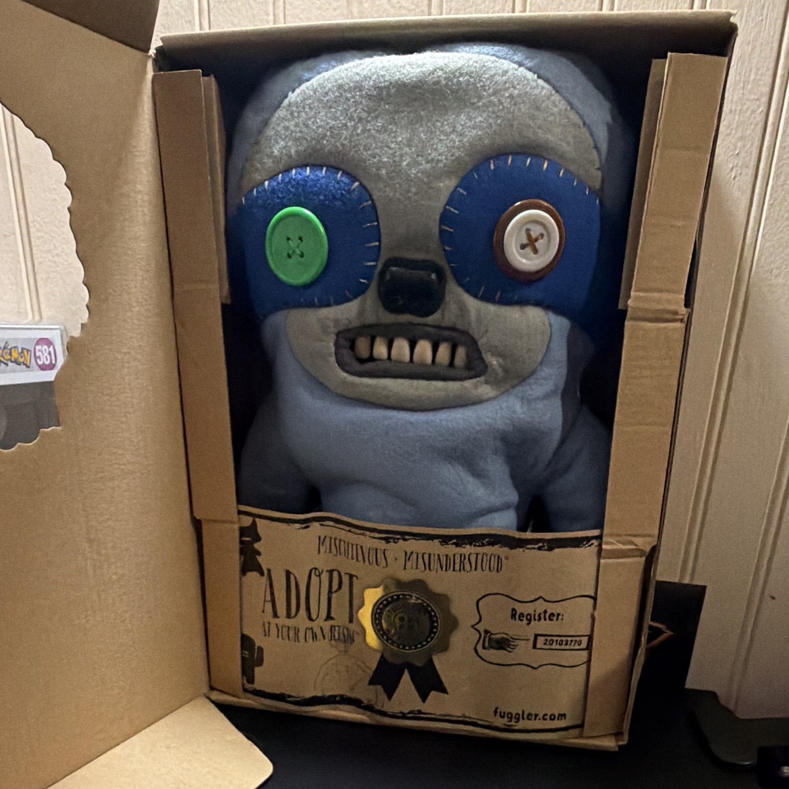 Fuggler RARE 2018 Sickening Sloth Blue Felt Spin Master W/ Adoption Certificate Fuggler RARE 2018 Sickening Sloth Blue Felt Spin Master W/ Adoption Certificate