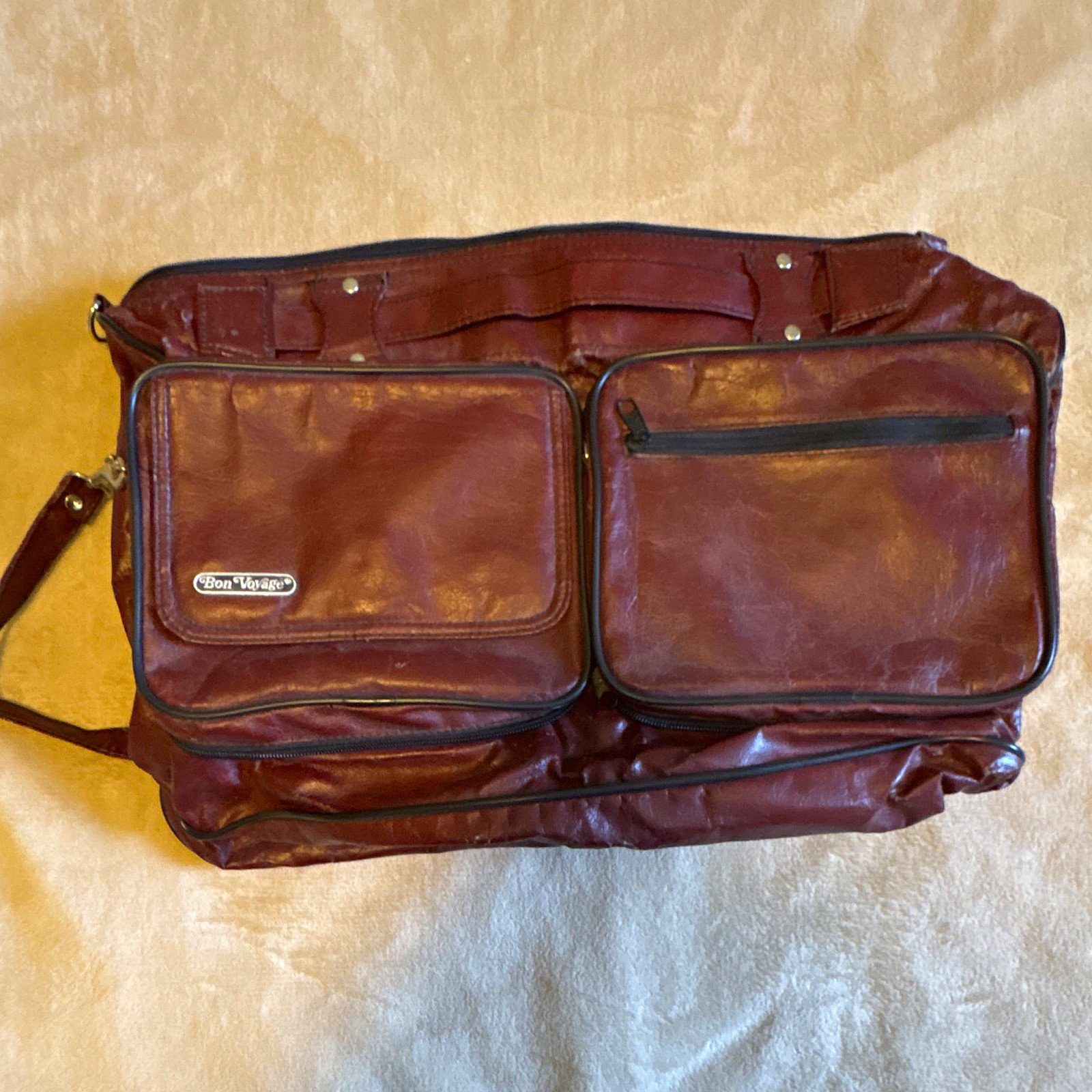 Bon Voyage Vintage Brown Faux Leather Travel Duffel Bag Shoulder Strap Bon Voyage Vintage Brown Faux Leather Travel Duffel Bag Shoulder Strap