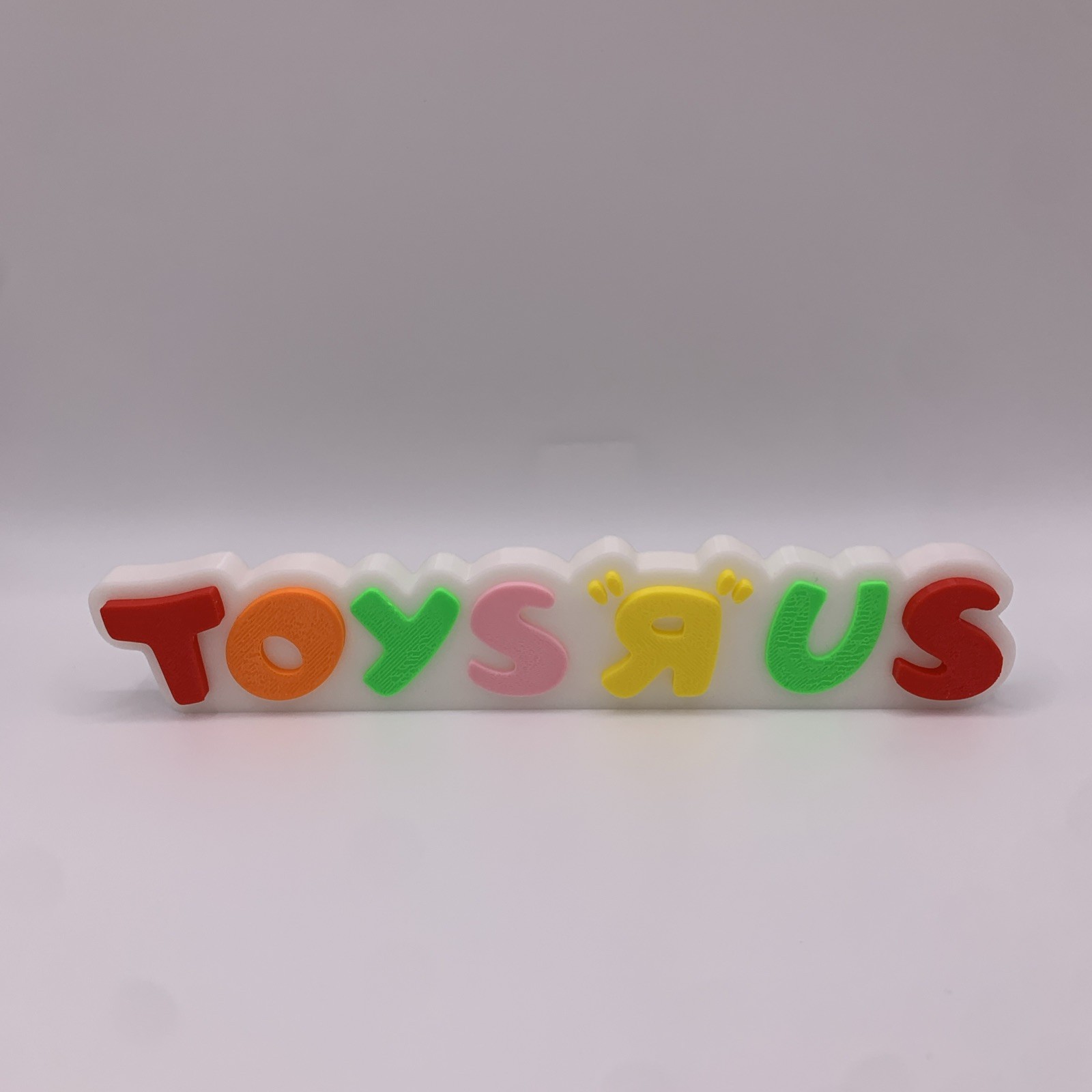 toys r us sign