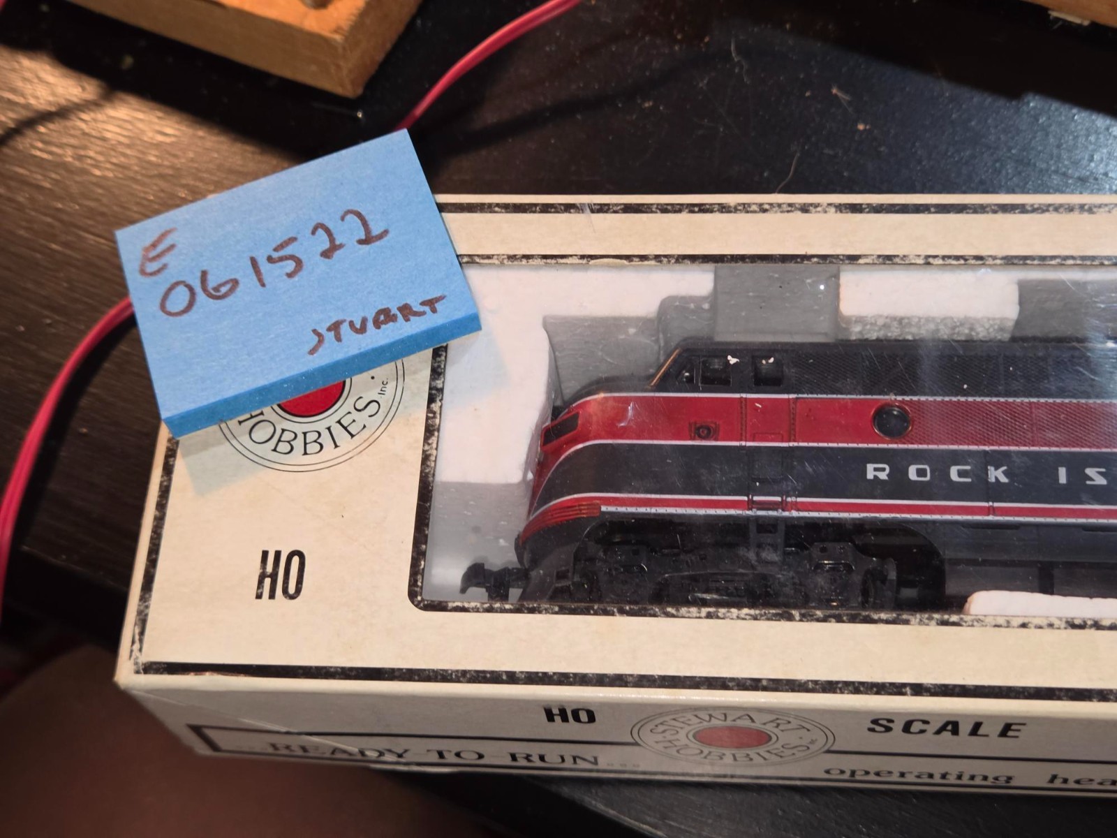 STUART, ROCK ISLAND F7 DIESEL, NOS, RUNS PERFECT - SEE VIDEO, HO GUAGE STUART, ROCK ISLAND F7 DIESEL, NOS, RUNS PERFECT - SEE VIDEO, HO GUAGE