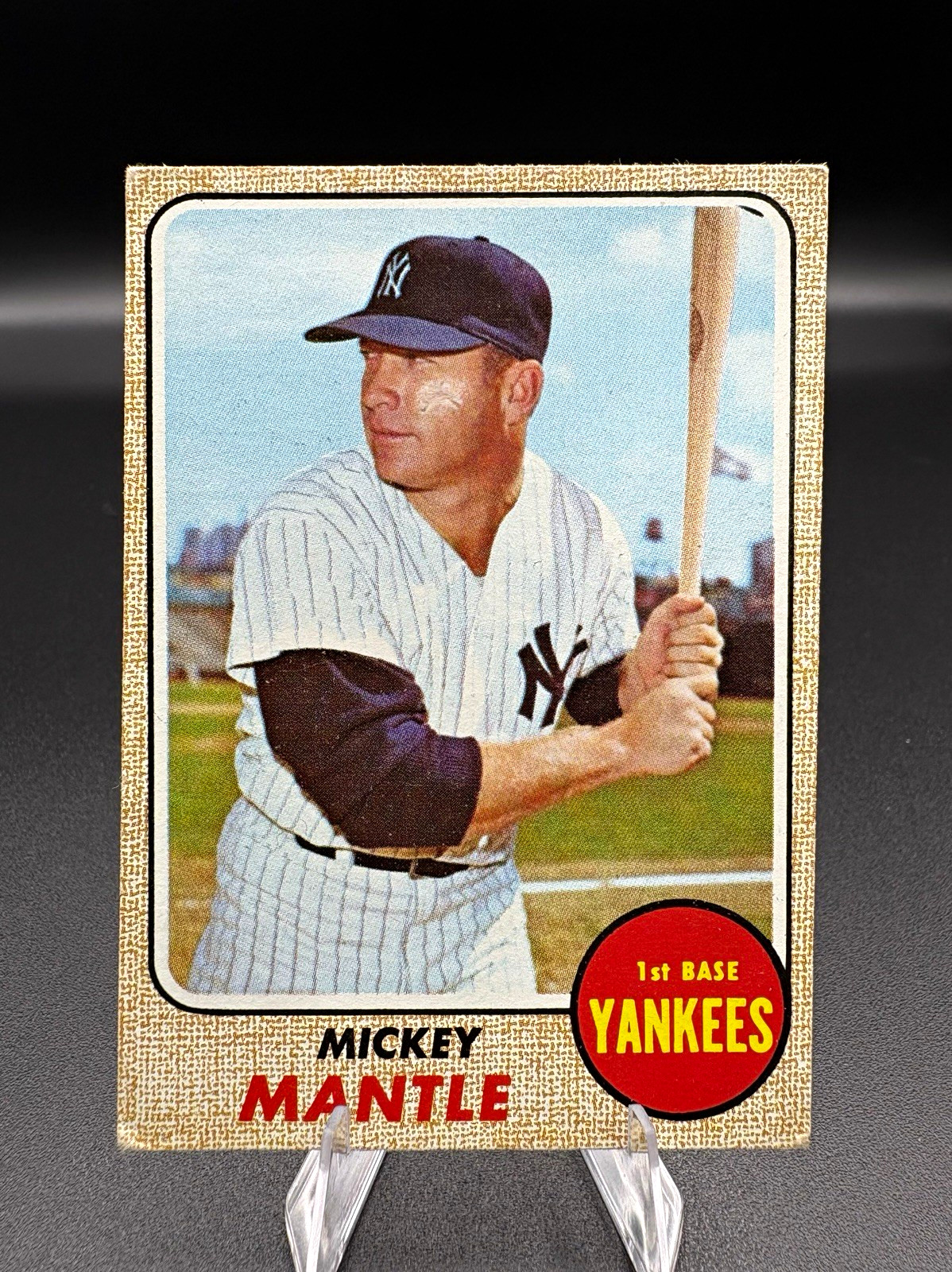 1968 Topps Mickey Mantle #280 Base Set Baseball Card New York Yankees 1968 Topps Mickey Mantle #280 Base Set Baseball Card New York Yankees
