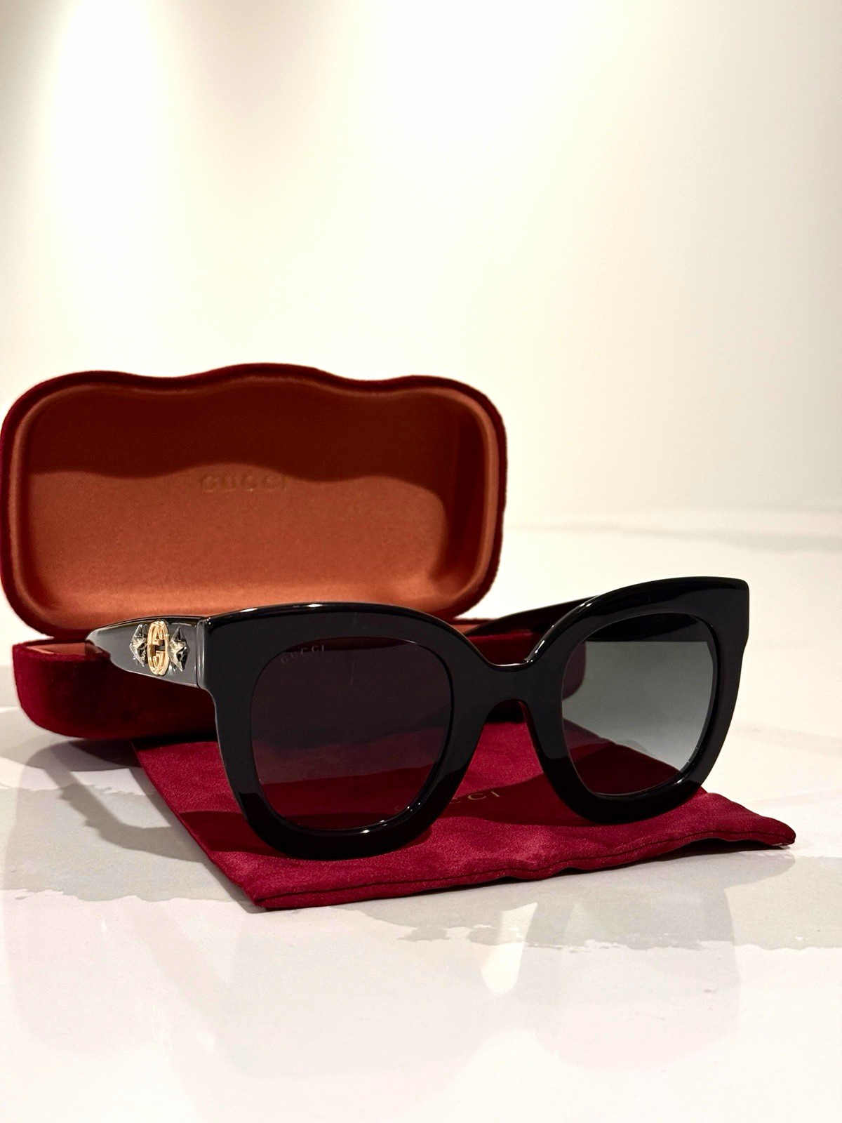 Gucci GG0208S 001 Black Oversized Sunglasses Crystal Stars 49mm Authentic