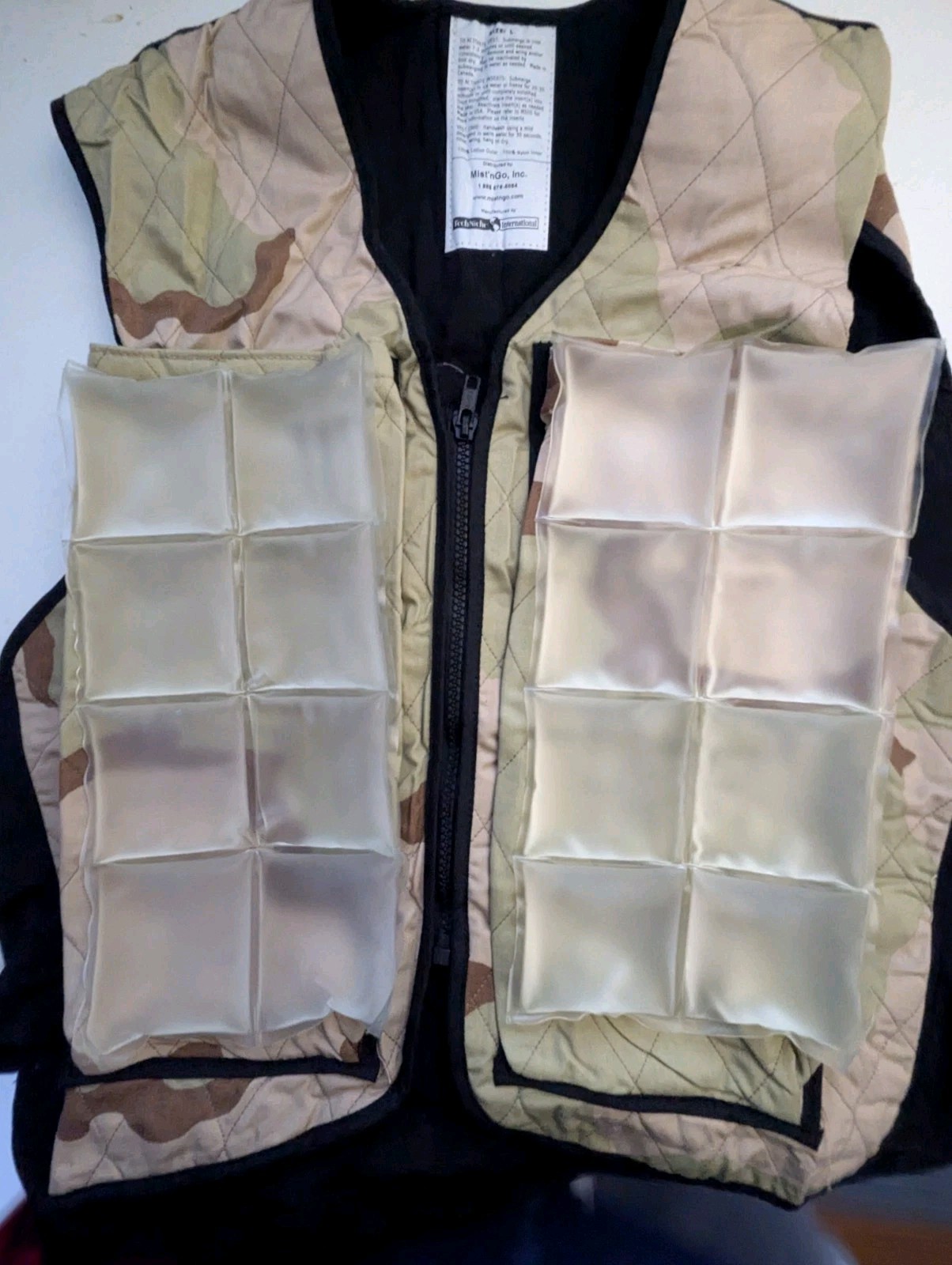 **SALE**2 Pack Of Techniche Cooling Vest W/Icepacks Beanie And Necktie Size L **SALE**2 Pack Of Techniche Cooling Vest W/Icepacks Beanie And Necktie Size L
