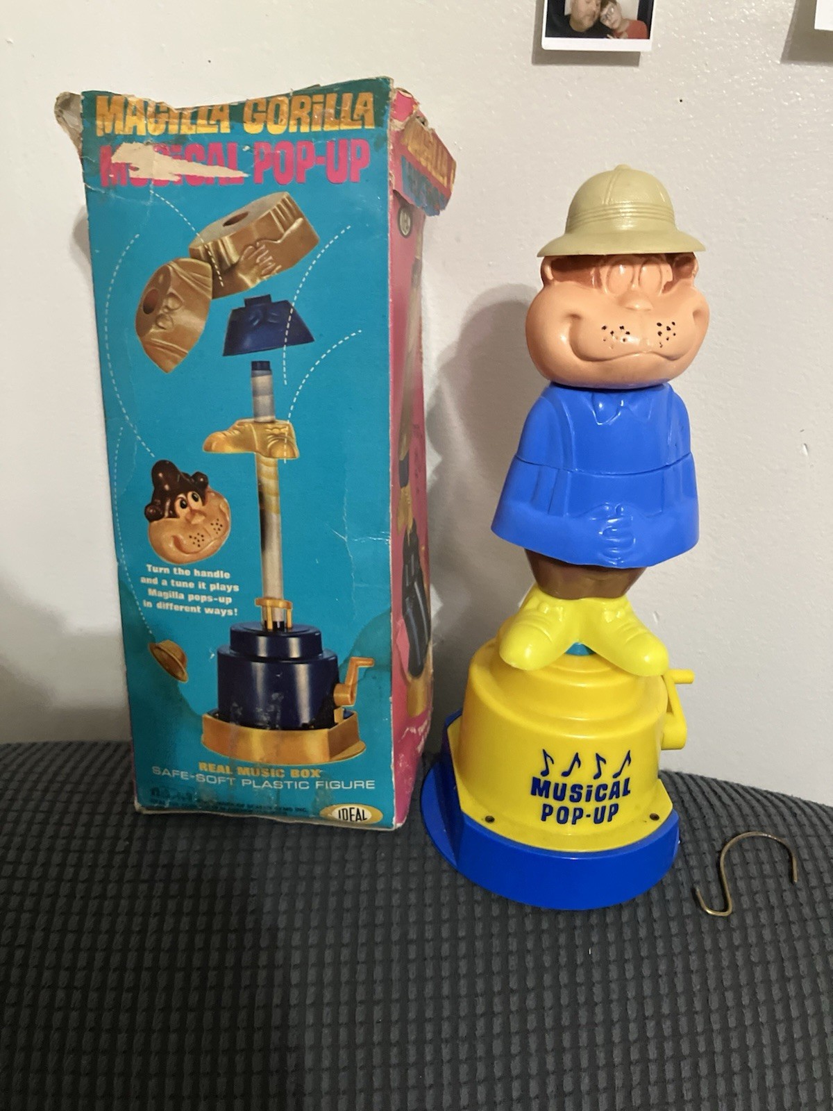 Vintage 1964 IDEAL Magilla Gorilla Musical Pop Up w/ original box Hanna Barbera