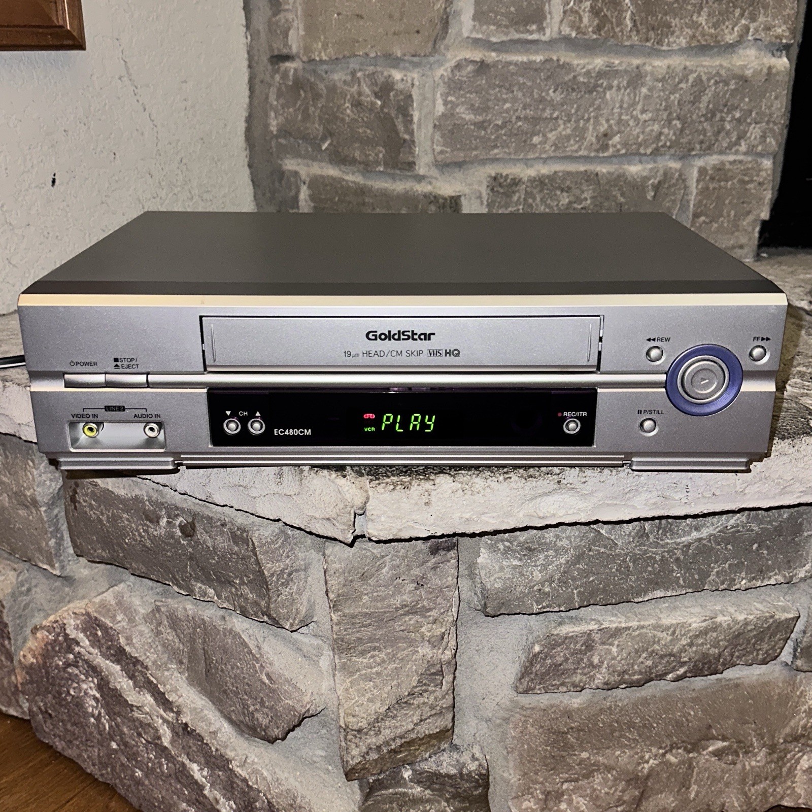Near Mint Working Goldstar EC480CM 19 Micron Commercial Skip VHS Player VCR Near Mint Working Goldstar EC480CM 19 Micron Commercial Skip VHS Player VCR