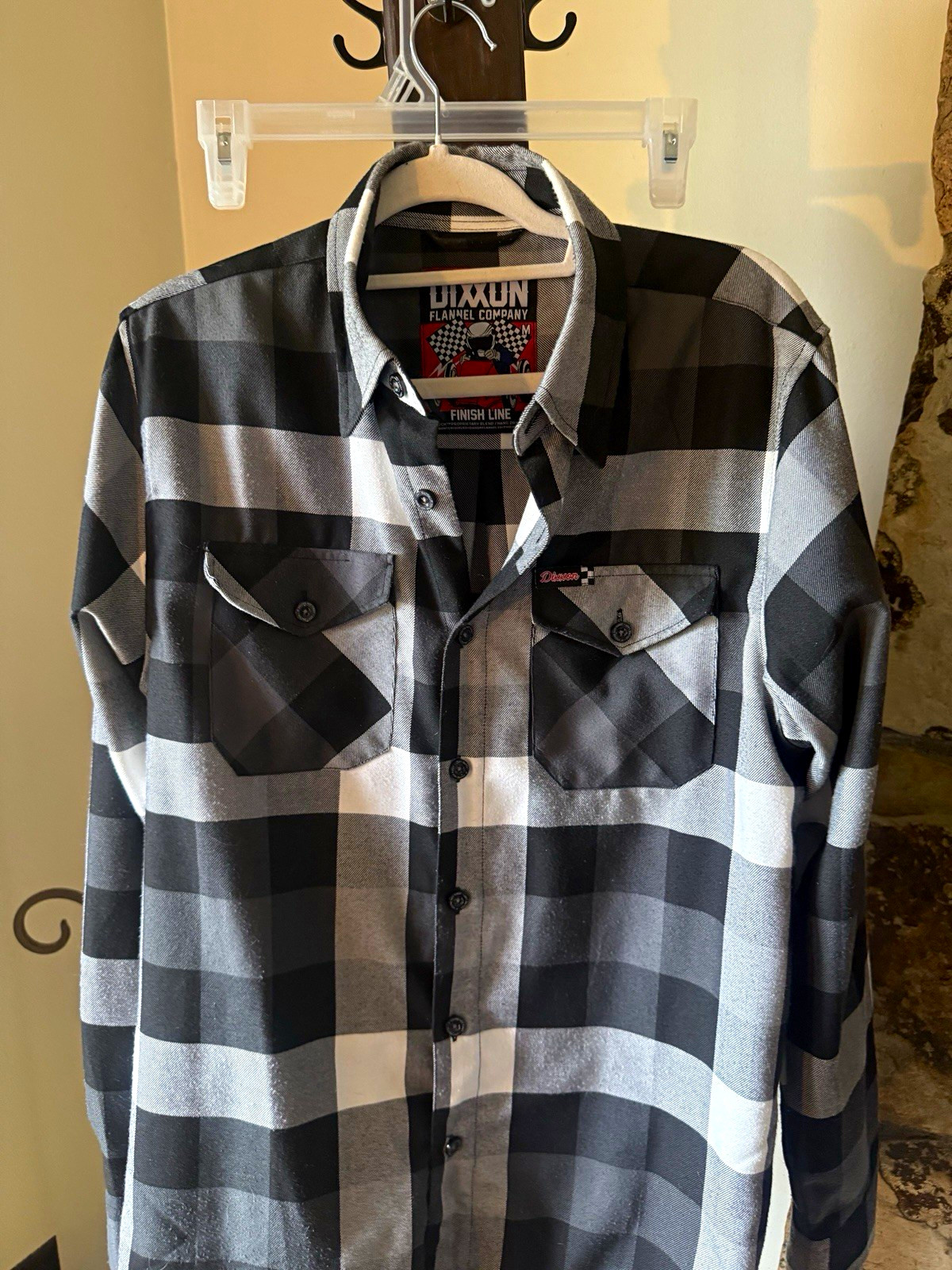 Dixxon Flannel Company Finish Line Men’s M Plaid Button-Up Flannel Shirt Pockets Dixxon Flannel Company Finish Line Men’s M Plaid Button-Up Flannel Shirt Pockets