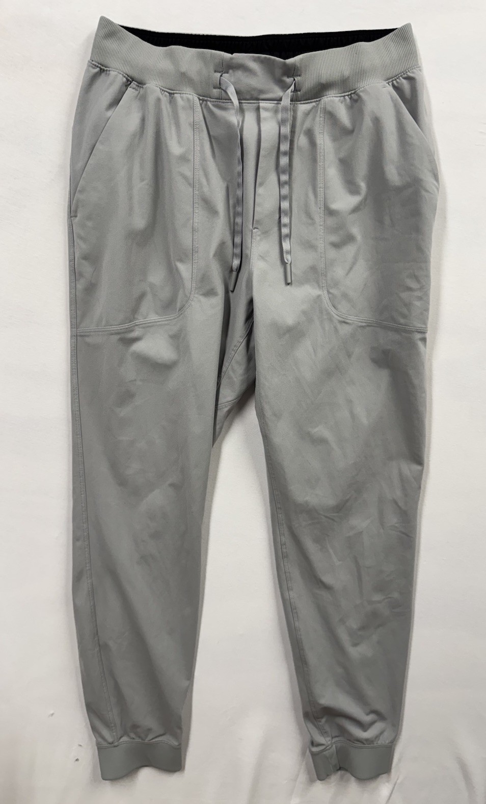 Lululemon ABC Jogger Mens Tan Gray Slim Fit Pants LM5AQ7S Size Medium 28 Inseam Lululemon ABC Jogger Mens Tan Gray Slim Fit Pants LM5AQ7S Size Medium 28 Inseam